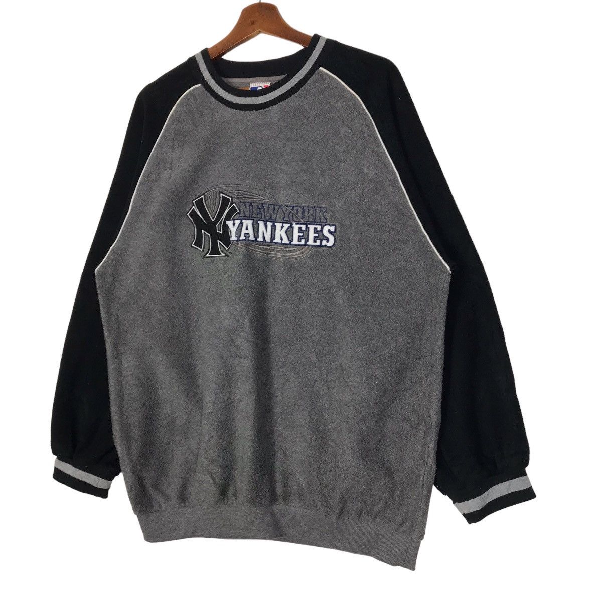 MLB × New York Yankees × Vintage Vintage MLB NY New York Yankees Sweatshirt Big Logo Size US L / EU 52-54 / 3 - 3 Thumbnail