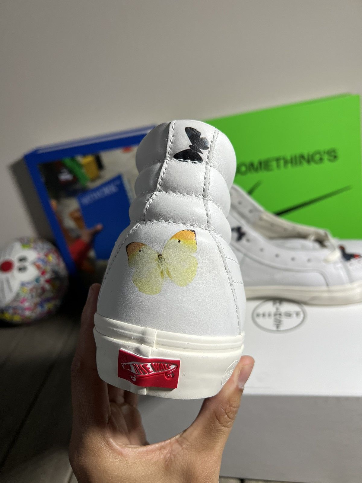 Damien Hirst Vans Damien Hirst Butterfly Van High Top Size US 9 / EU 42 - 6 Thumbnail