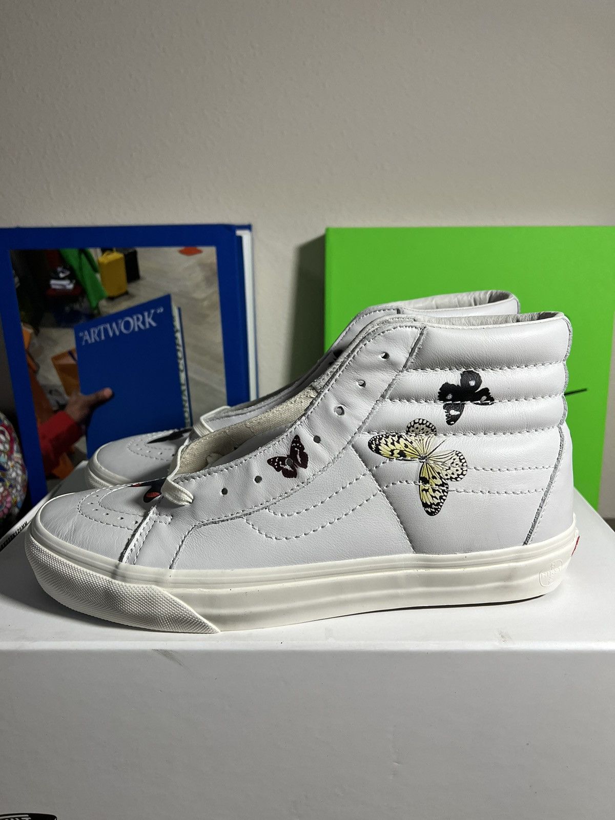 Damien Hirst Vans Damien Hirst Butterfly Van High Top Size US 9 / EU 42 - 2 Thumbnail