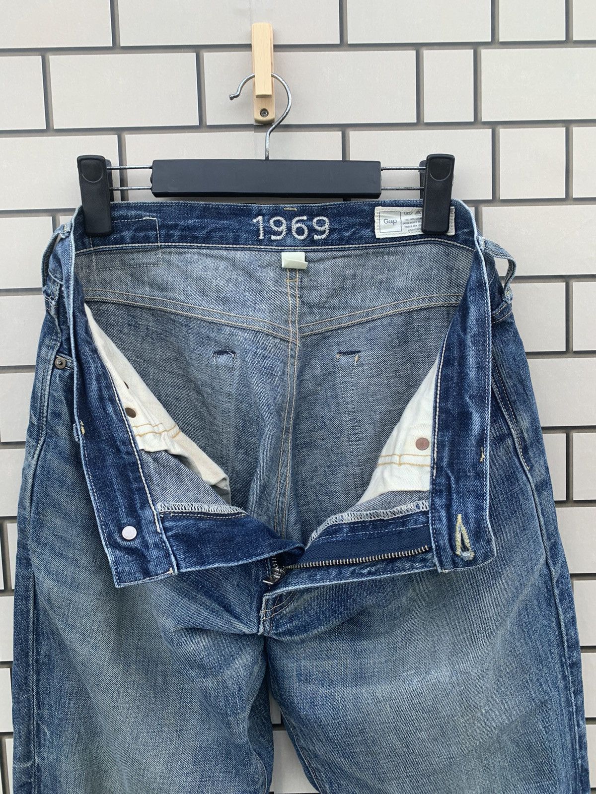 Gap × Vintage Vintage GAP Regular Fit Straighy Distressed Denim Size US 33 - 20 Thumbnail
