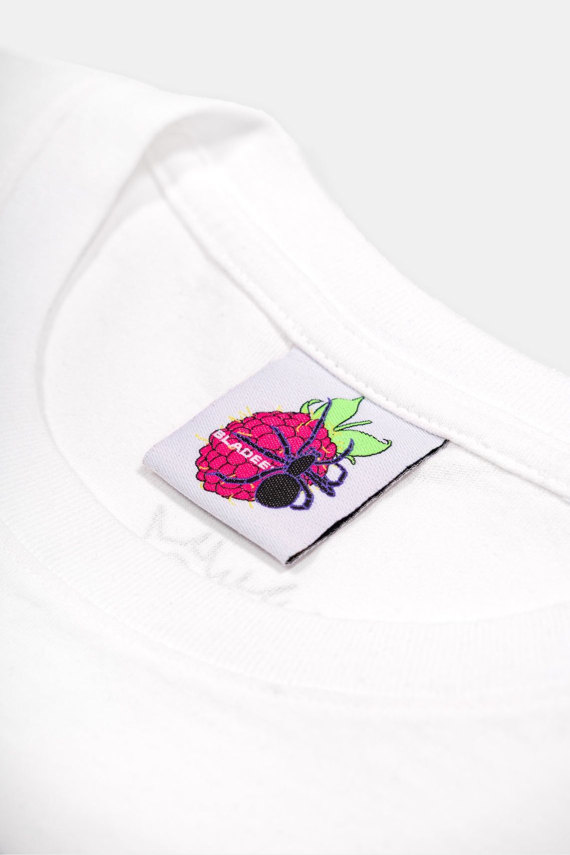 Drain Gang BLADEE SPiDERR TEE WHiTE Made in USA Size US L / EU 52-54 / 3 - 7 Thumbnail