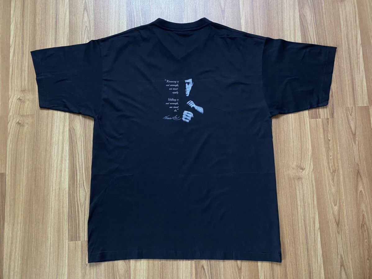Vintage Vintage Bruce Lee The Dragon T Shirt Tee The Crown Chan Size US XL / EU 56 / 4 - 3 Thumbnail