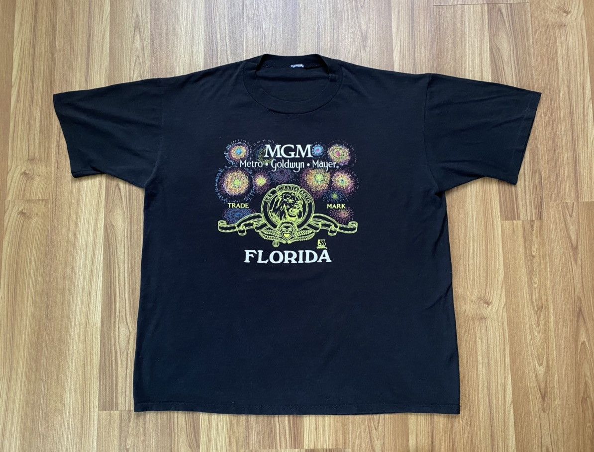 Vintage Vintage Y2K MGM Metro Goldwyn Mayer T Shirt Universal Movie Size US XL / EU 56 / 4 - 1 Thumbnail