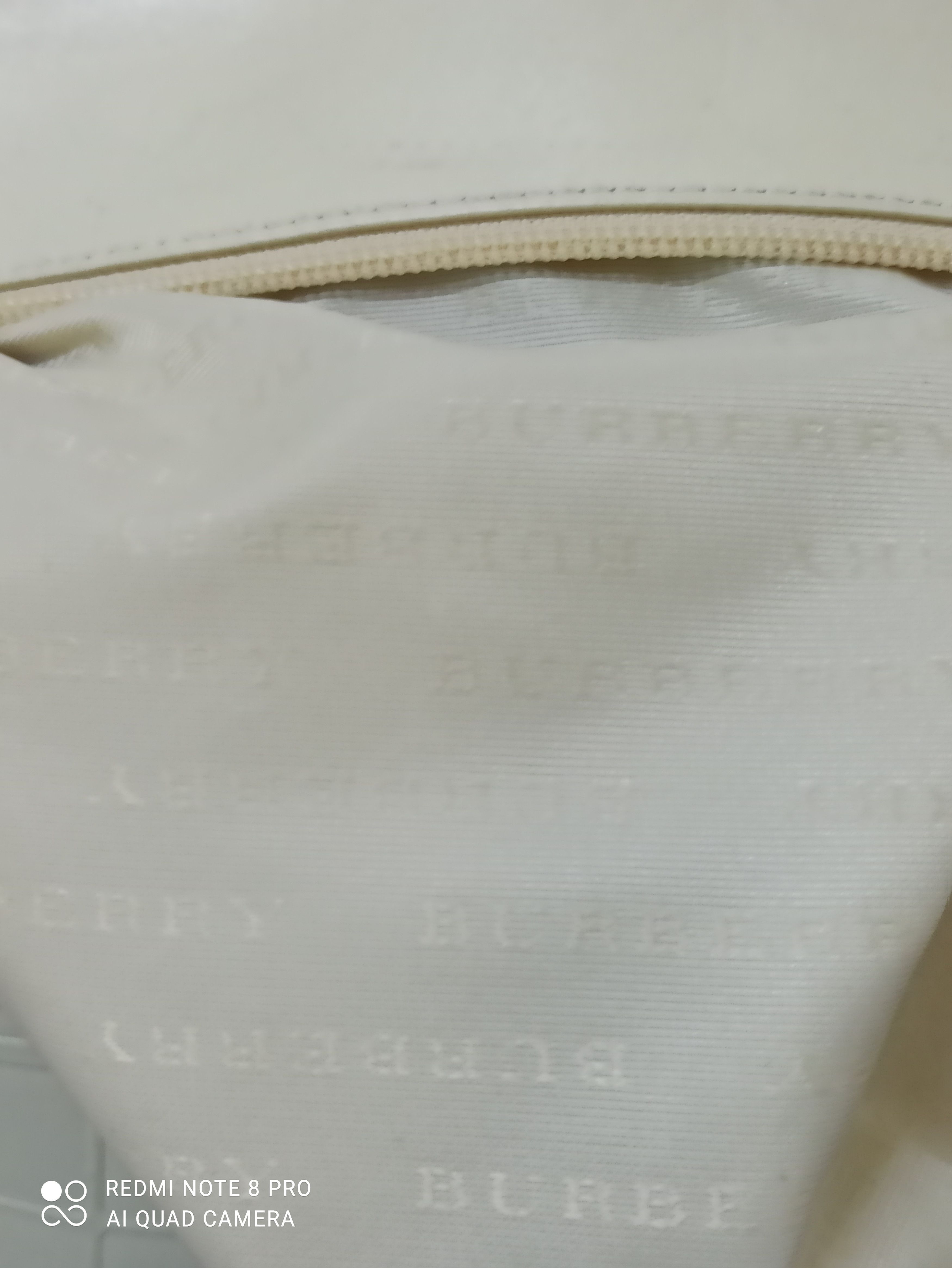 Burberry ❤️FINAL DROP❤️BURBERRYS LONDON Size ONE SIZE - 6 Thumbnail