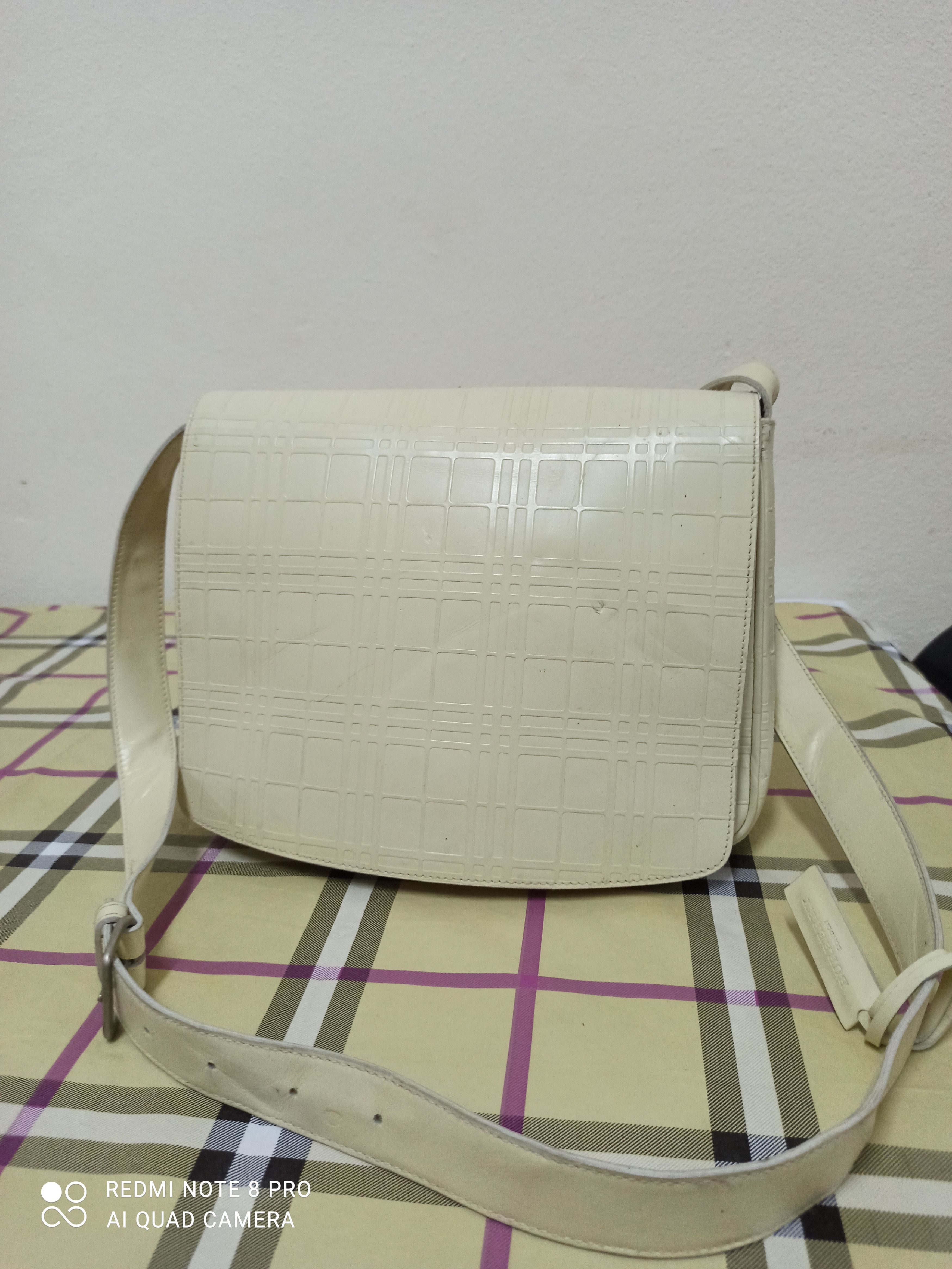 Burberry ❤️FINAL DROP❤️BURBERRYS LONDON Size ONE SIZE - 1 Thumbnail
