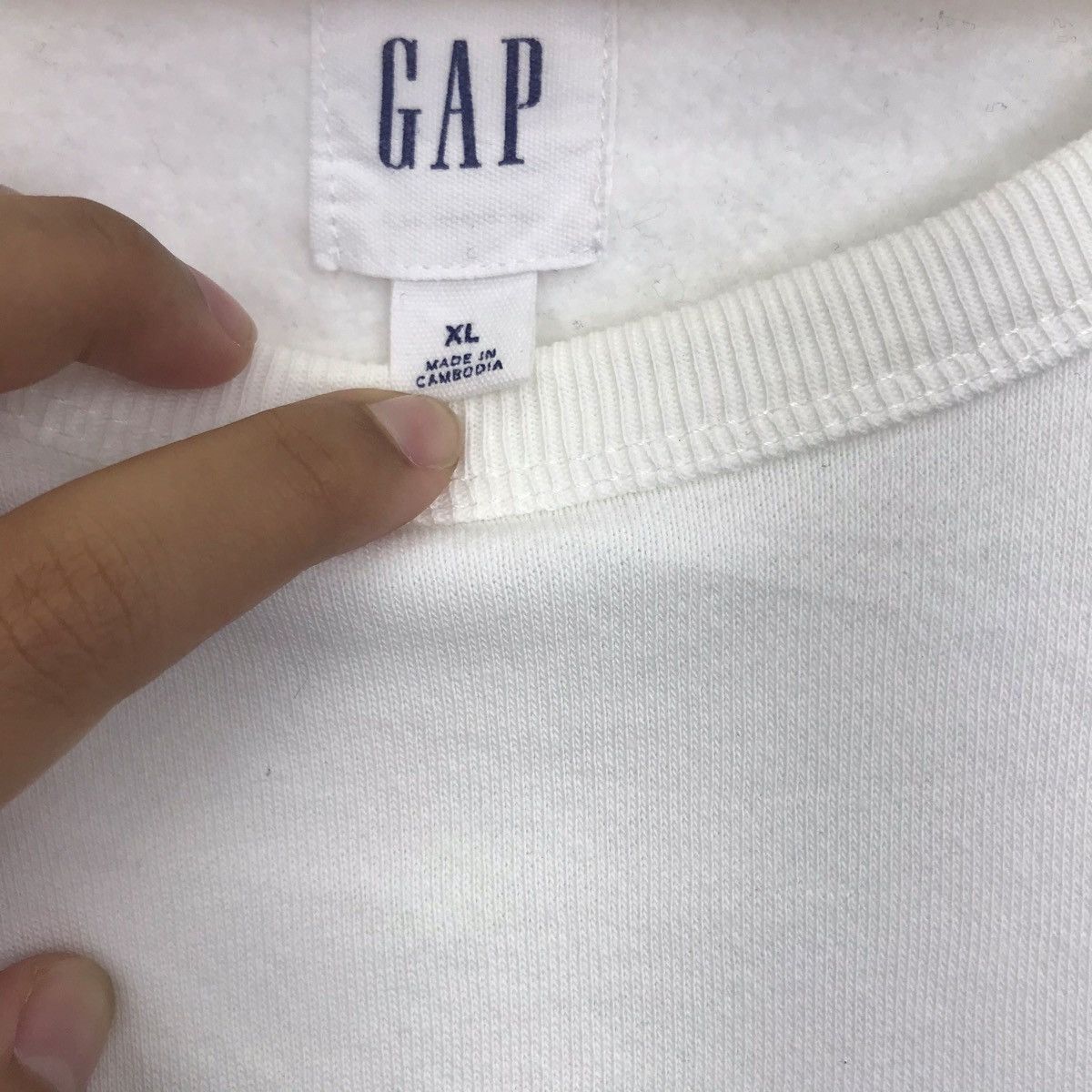 Gap GAP ORIGINAL Big Embroidered White Sweatshirt Size US XL / EU 56 / 4 - 4 Thumbnail