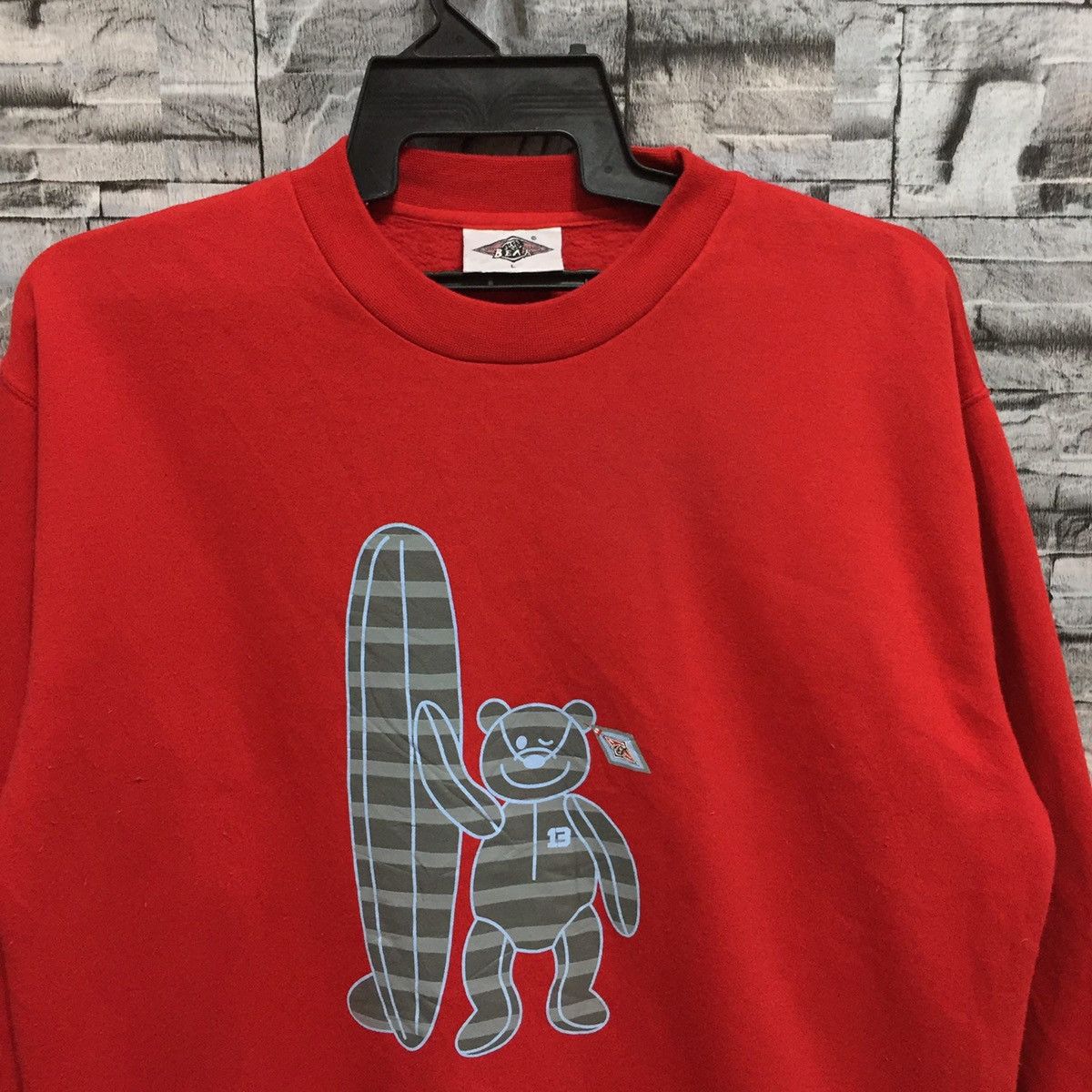 Vintage Vintage Bear Surfboard sweatshirt big logo surf bear size L Size US L / EU 52-54 / 3 - 2 Thumbnail