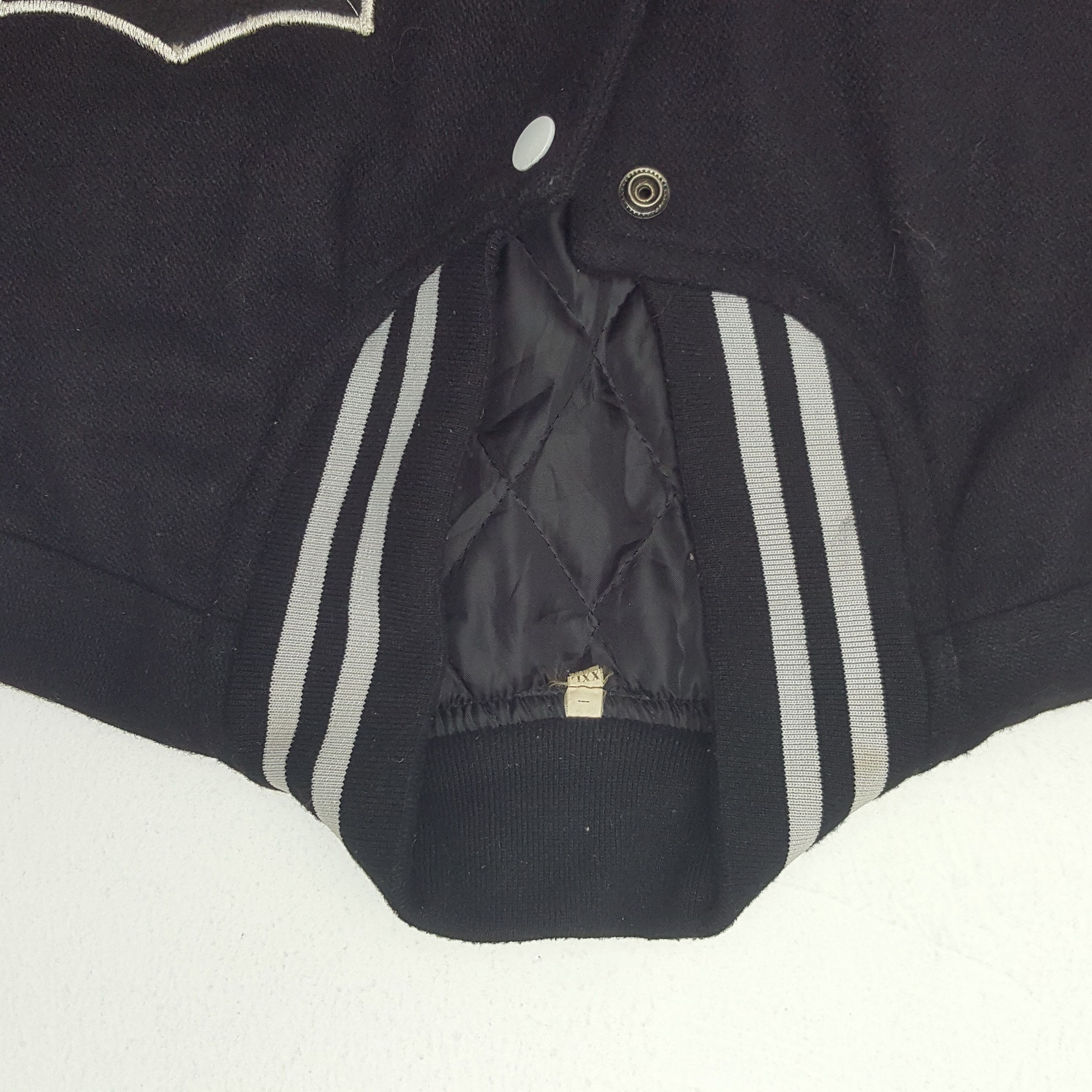 NFL × Vintage Vintage Raider Big Design Varsity Jacket Size US XXL / EU 58 / 5 - 5 Thumbnail