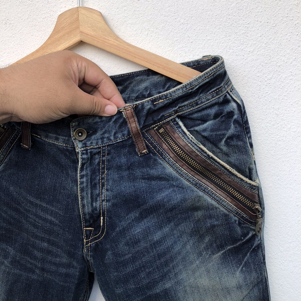 Michel Klein RARE DESIGN SEDITIONARIES DENIM MICHEL KLEIN HOMME Size US 30 / EU 46 - 6 Thumbnail