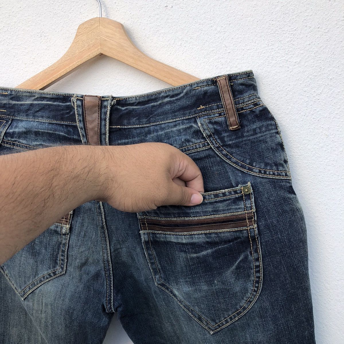 Michel Klein RARE DESIGN SEDITIONARIES DENIM MICHEL KLEIN HOMME Size US 30 / EU 46 - 10 Thumbnail