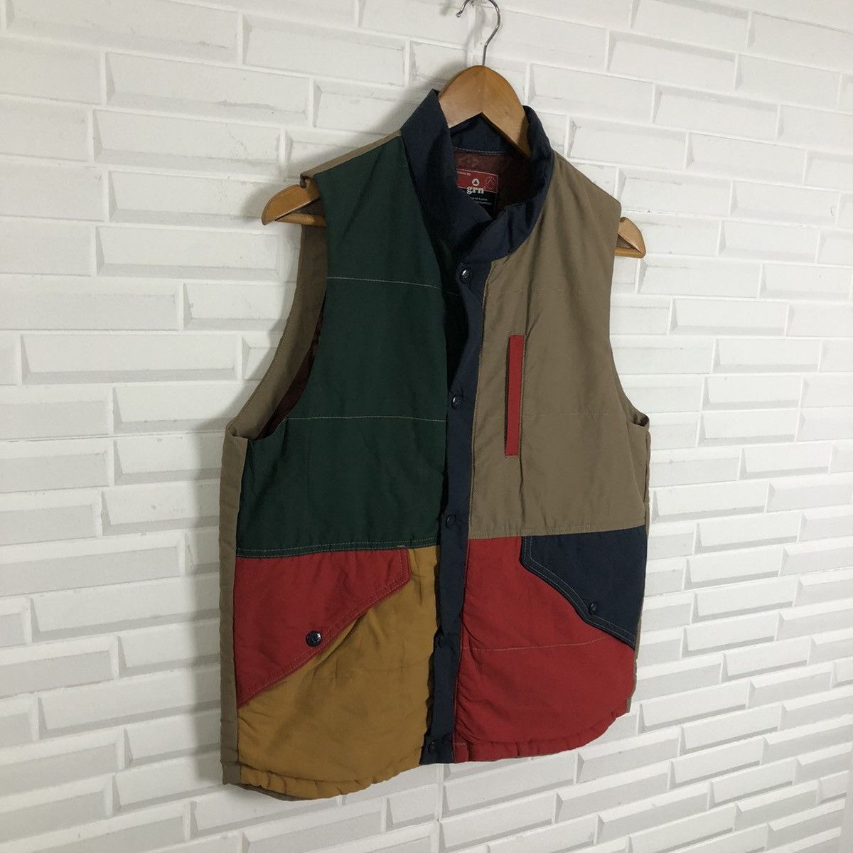 GRN GRN VEST QUILTED PUFFER COLOURFUL RARE DESIGN Size US S / EU 44-46 / 1 - 3 Thumbnail