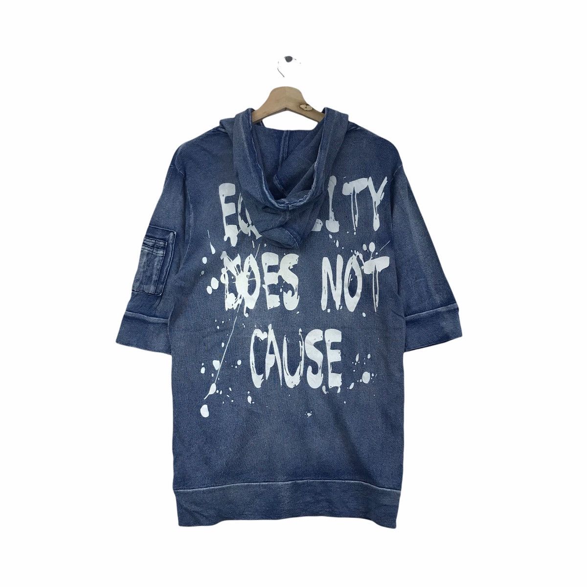 In The Attic IN THE ATTIC Wording Japanese Brand Blue Denim Hoodie Size US L / EU 52-54 / 3 - 1 Thumbnail