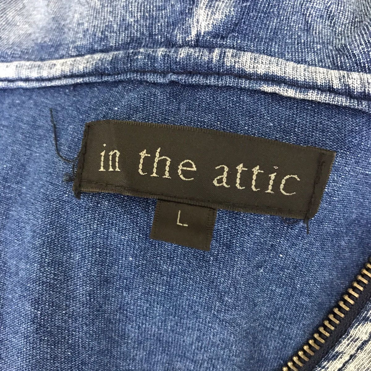 In The Attic IN THE ATTIC Wording Japanese Brand Blue Denim Hoodie Size US L / EU 52-54 / 3 - 4 Thumbnail