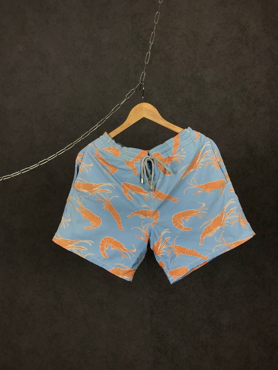 Vilebrequin Vilebrequin luxury shrimp overprinted crazy shorts Size US 32 / EU 48 - 1 Thumbnail