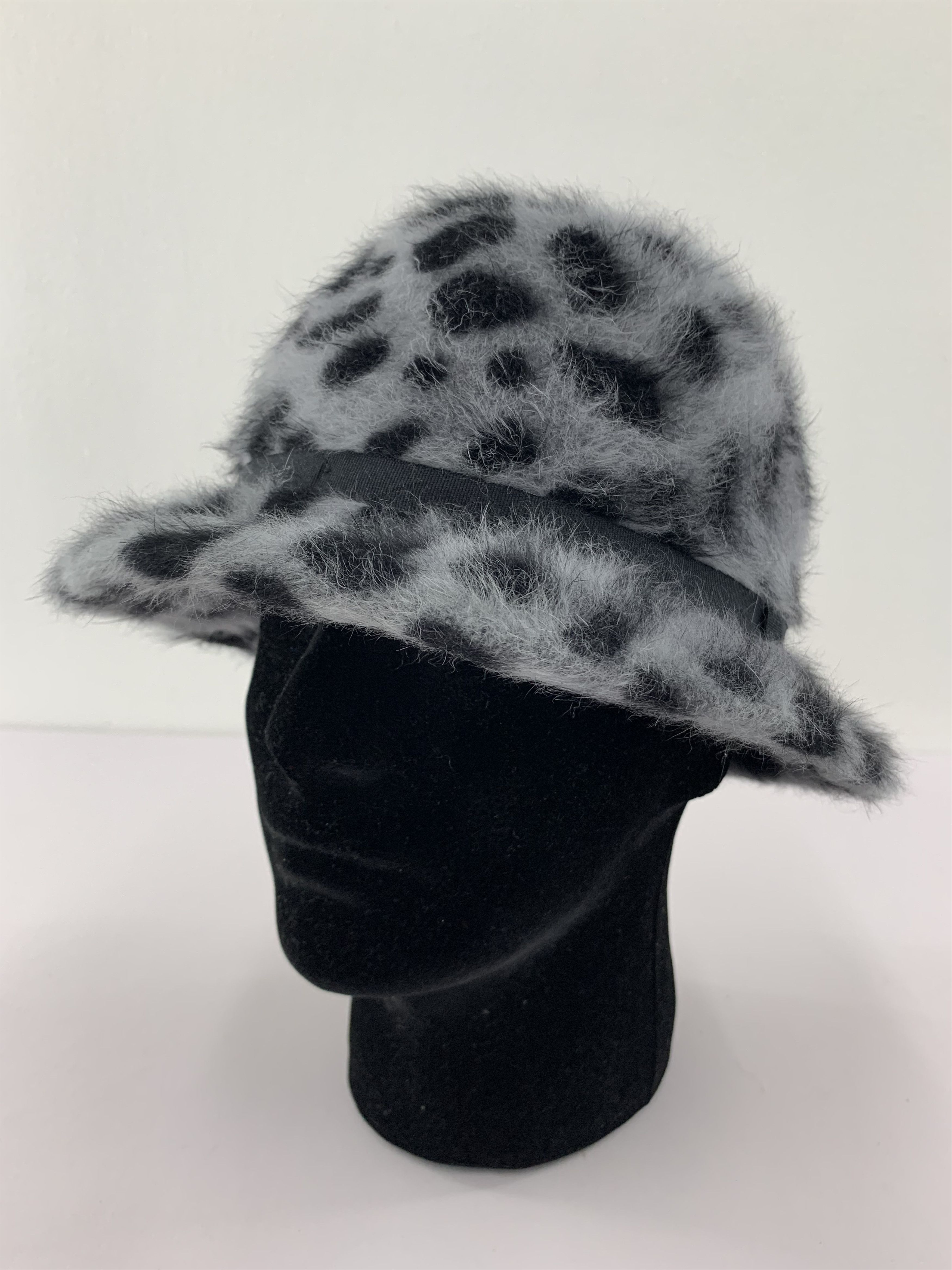 Other AVV Polkadot Fur Bucket Hats Nice Design - SS2063 Size ONE SIZE - 1 Thumbnail