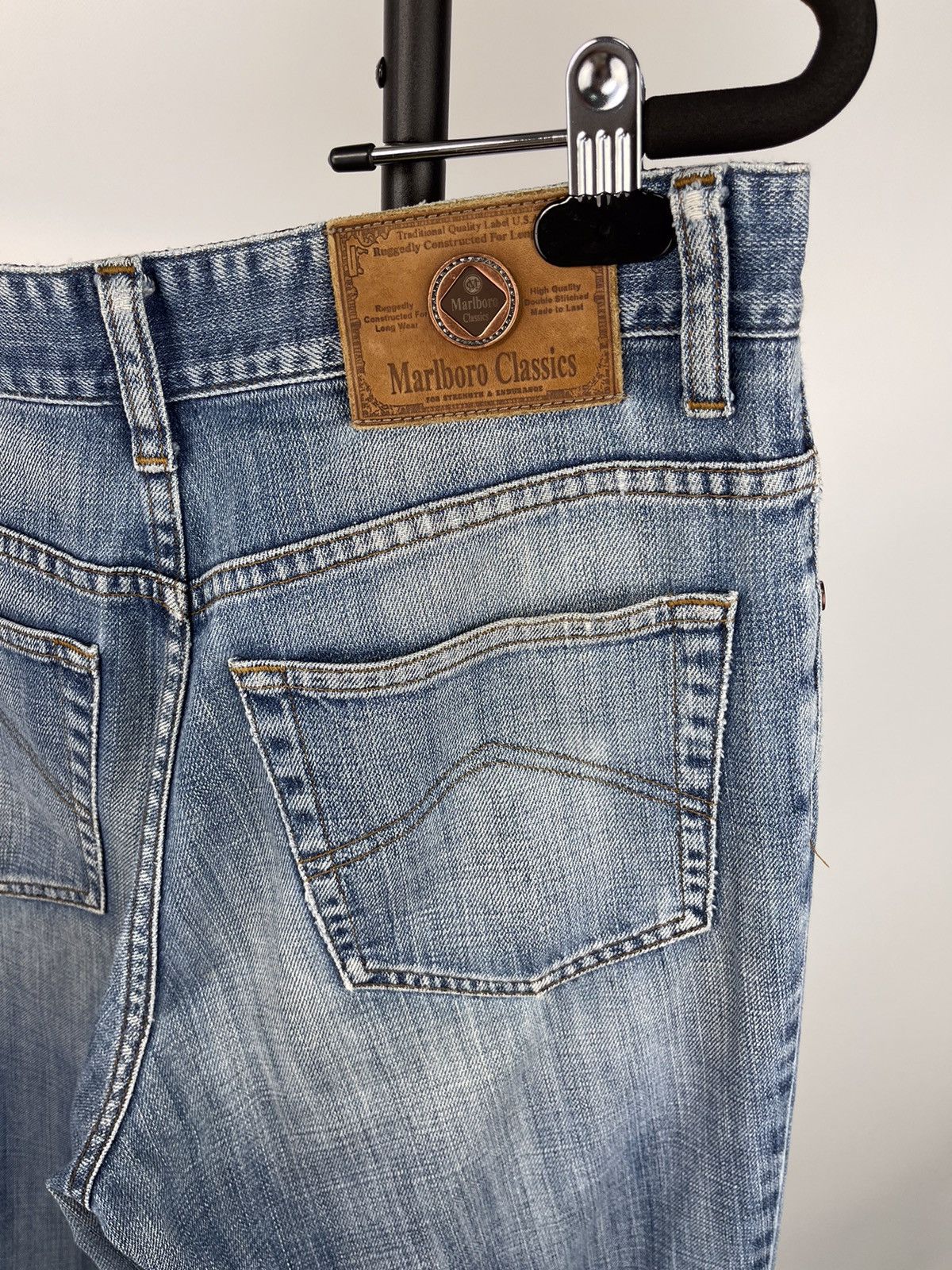 Jeans Vintage Malboro Classics Blanc En Coton - Taille 40 (W31 L34), Neuf Sans étiquettes