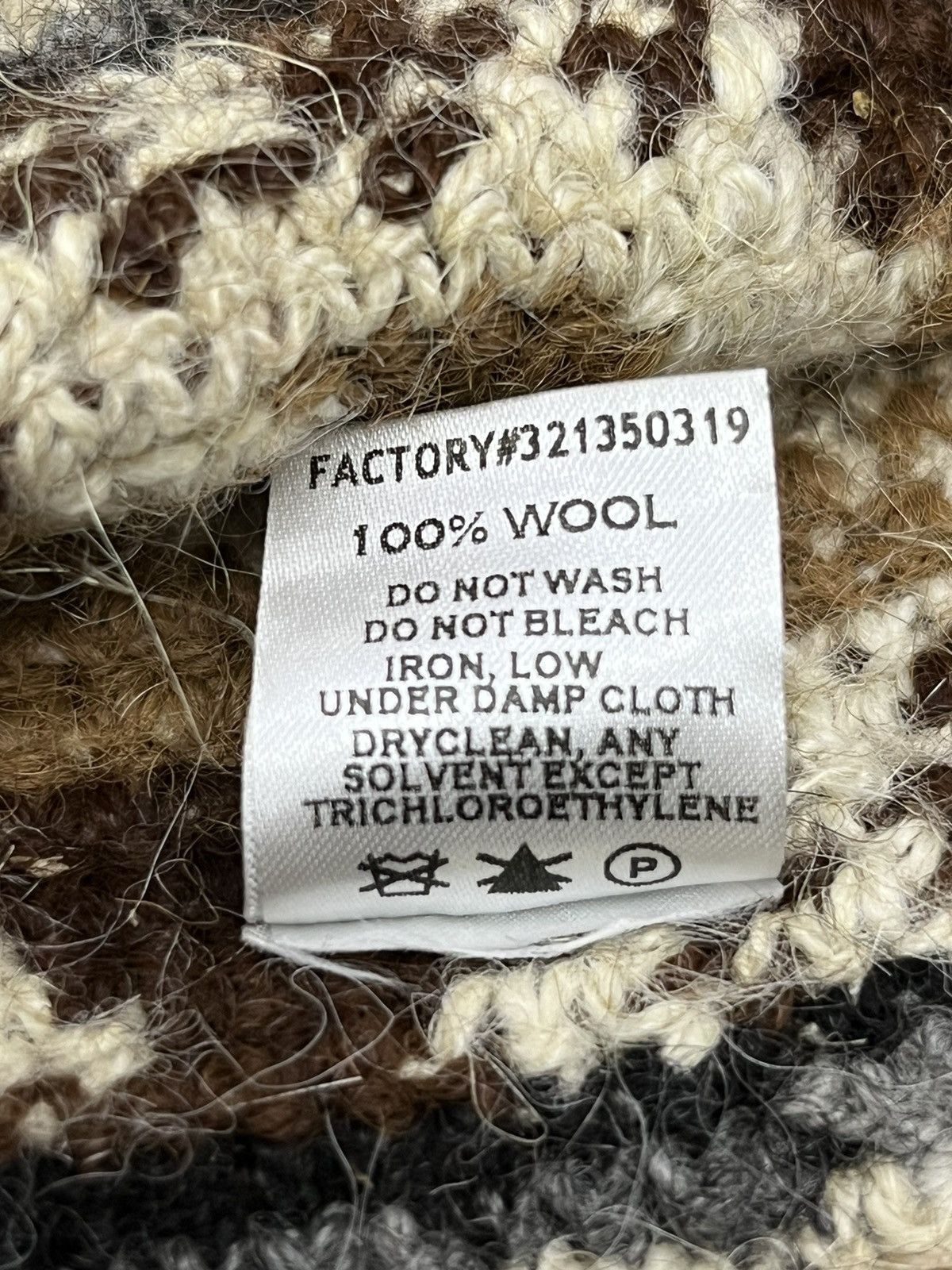 Montbell 🔥FYE🔥90’s MONTBELL Knitted Wool Animal Art Ear Flap Beanie Size ONE SIZE - 8 Thumbnail