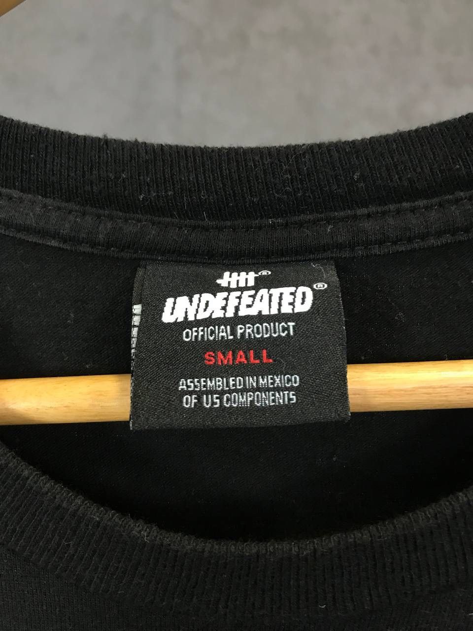 Undefeated Underfeated streetwear center logo tee Size US S / EU 44-46 / 1 - 4 Thumbnail