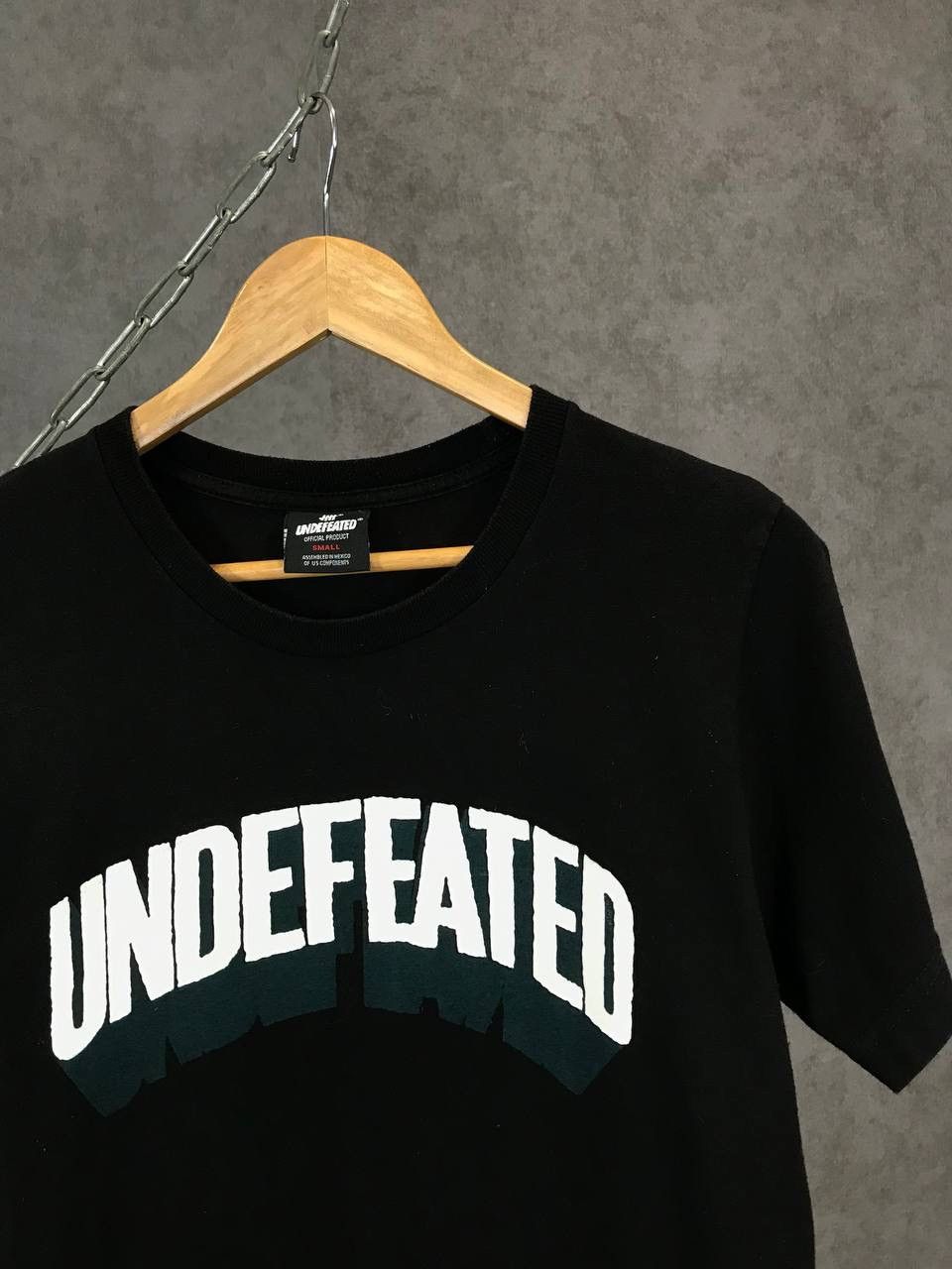 Undefeated Underfeated streetwear center logo tee Size US S / EU 44-46 / 1 - 2 Thumbnail