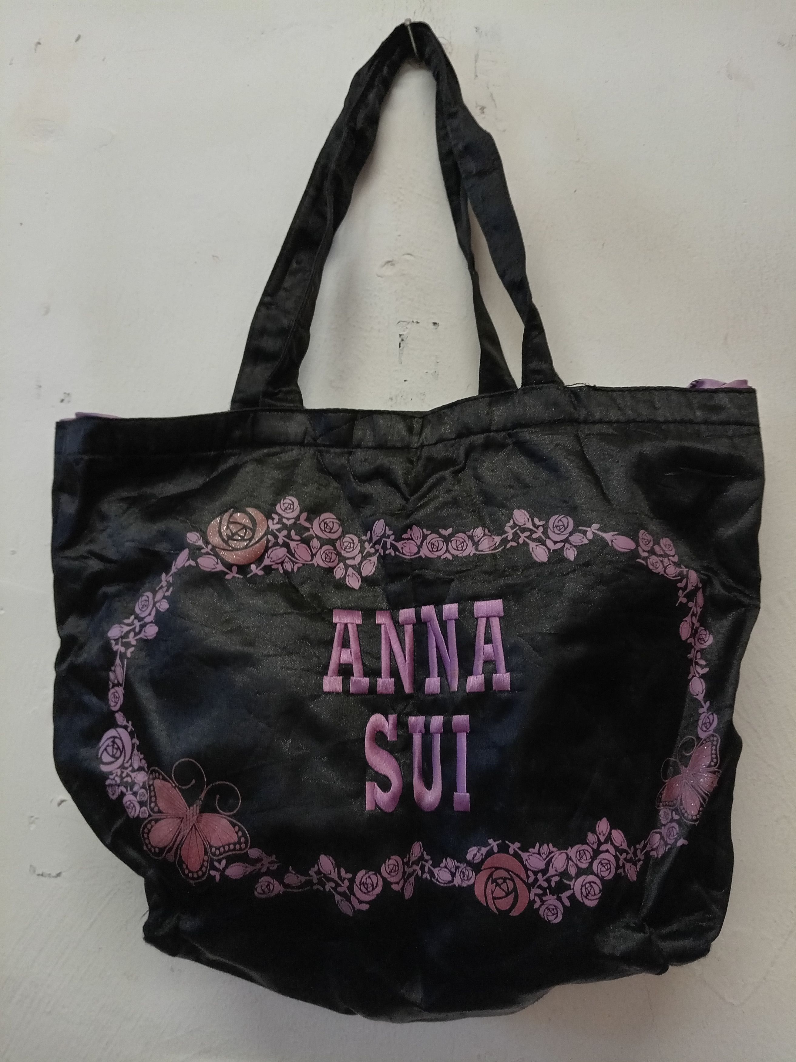 Anna sui bag
