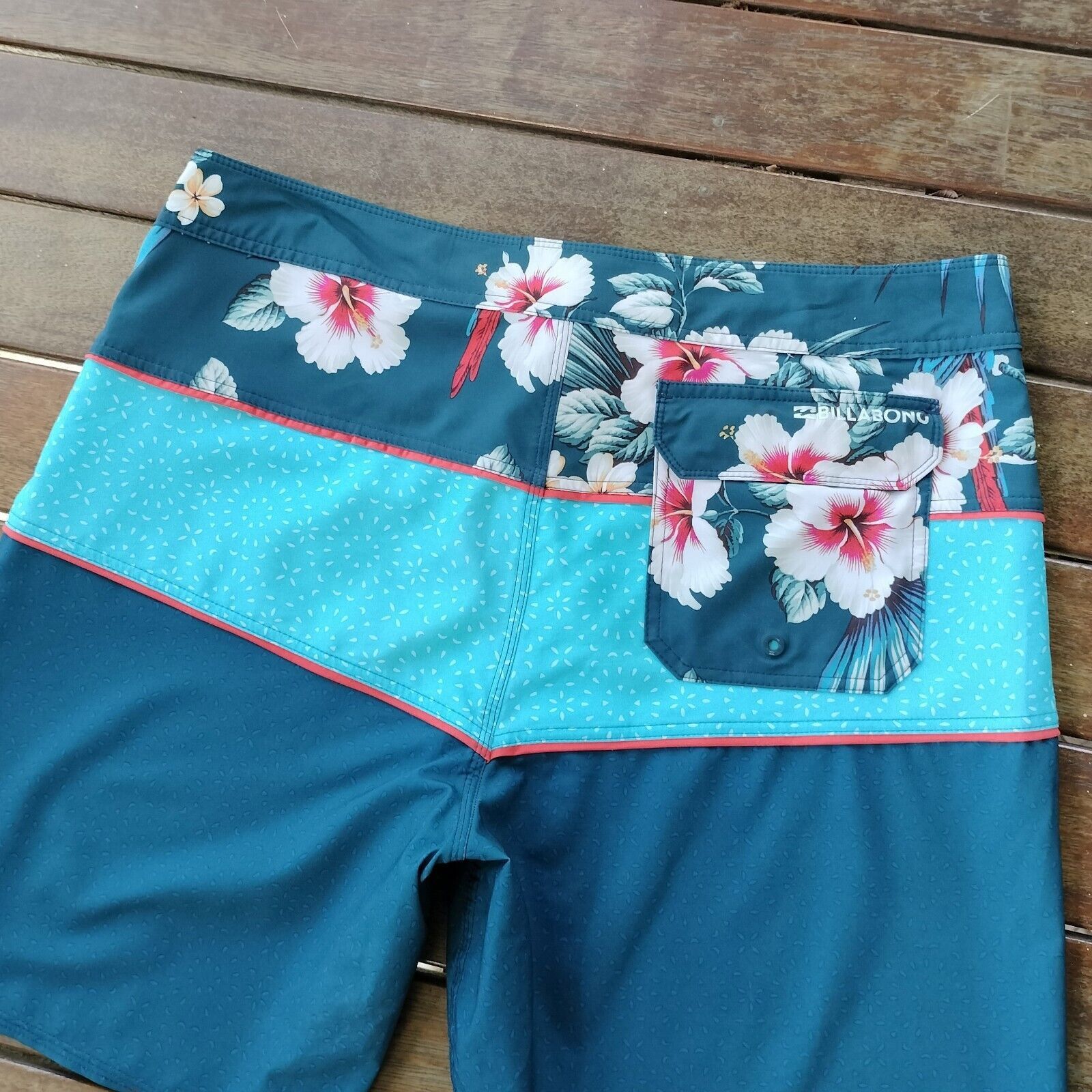Billabong Billabong Board Shorts Boardies Floral Platinum X Tribong Size US 36 / EU 52 - 6 Thumbnail