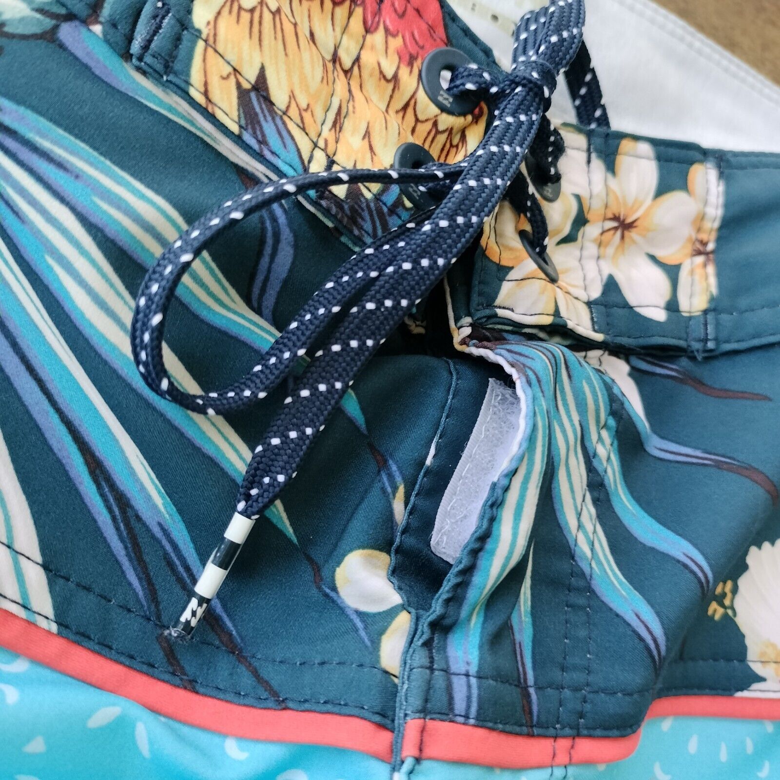 Billabong Billabong Board Shorts Boardies Floral Platinum X Tribong Size US 36 / EU 52 - 7 Thumbnail
