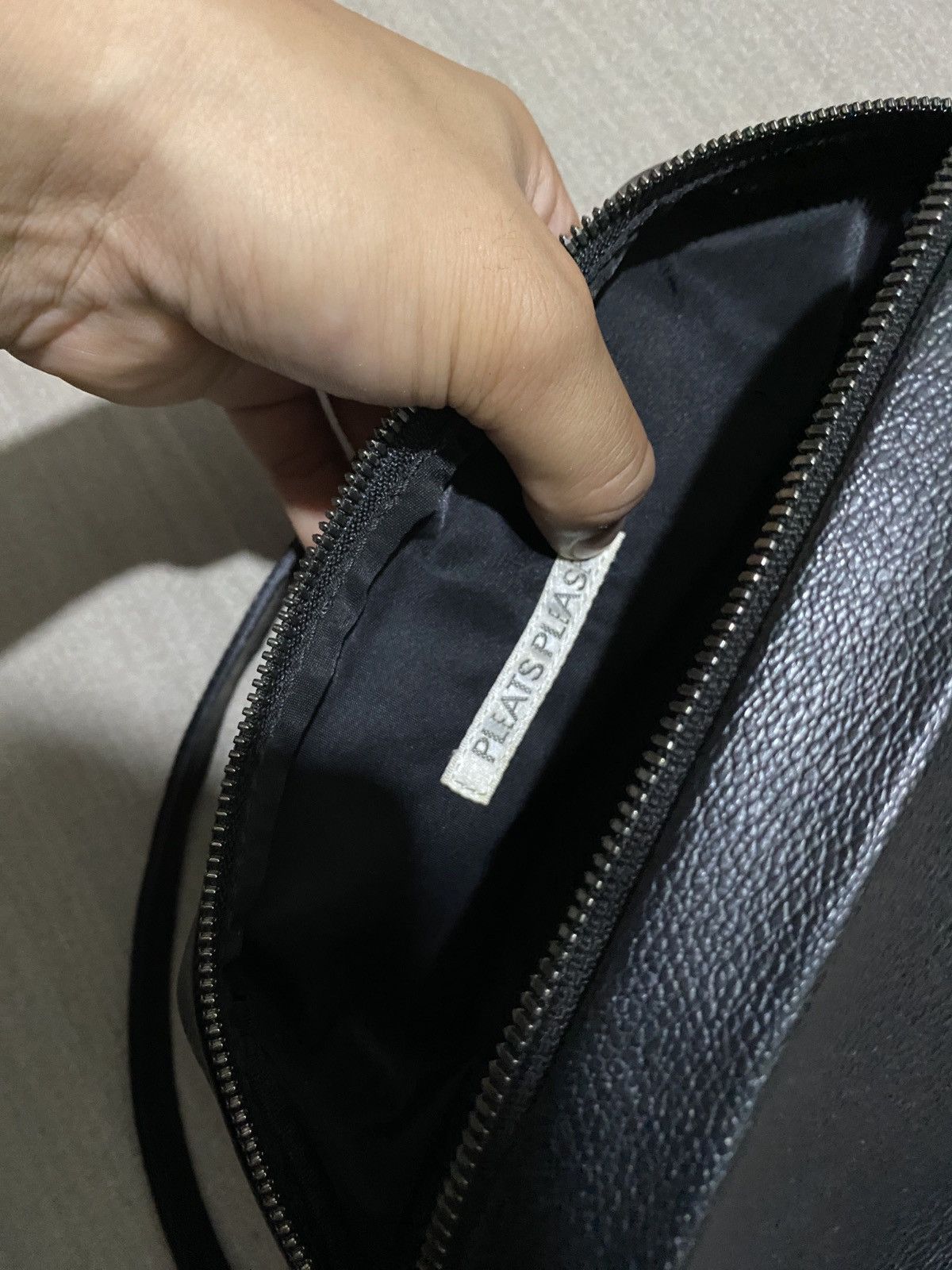 Issey Miyake × Pleats Please Issey Miyake × Vintage Vintage Issey Miyake Pleats Please Pouch Bag Size ONE SIZE - 7 Thumbnail