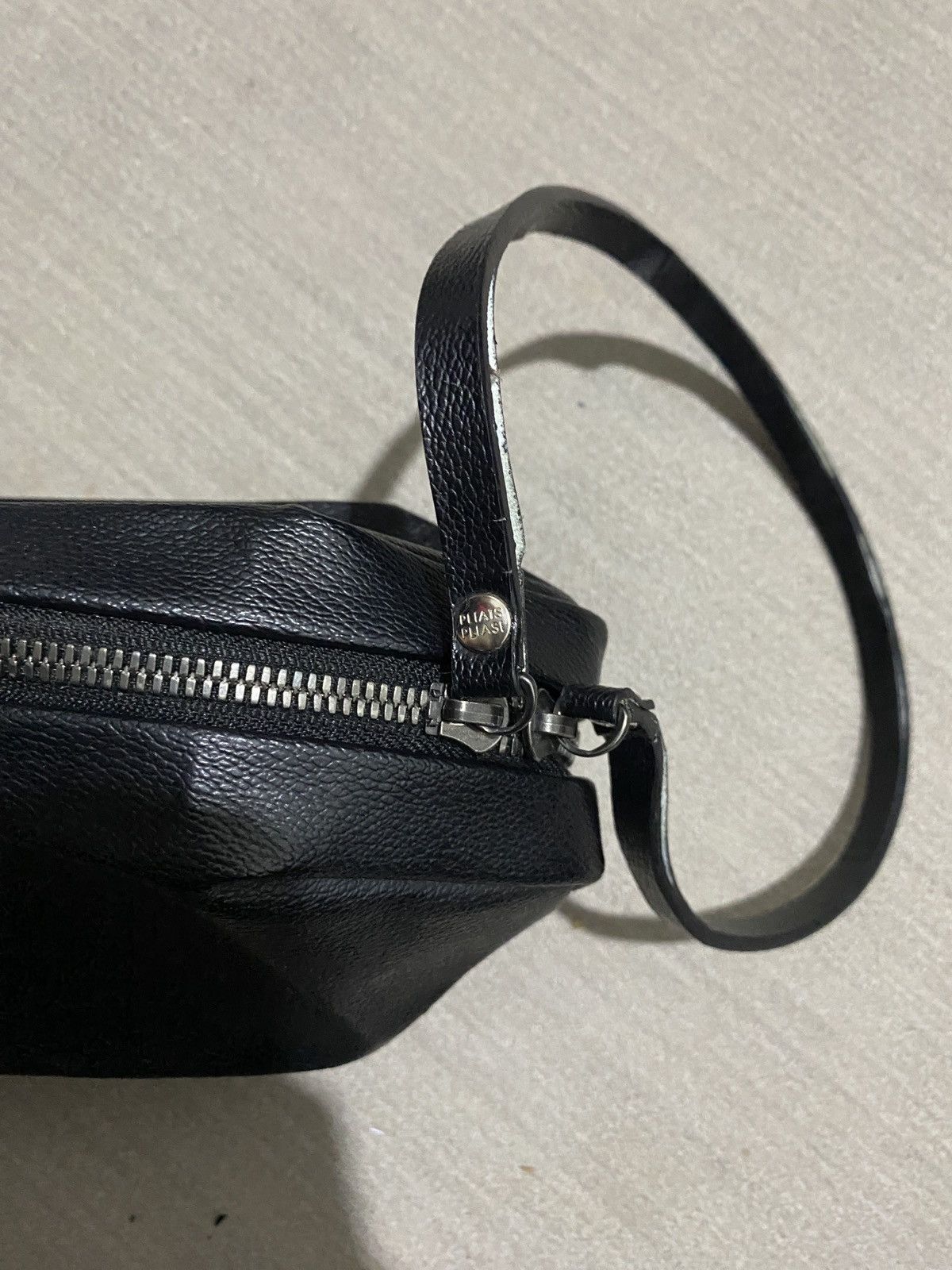 Issey Miyake × Pleats Please Issey Miyake × Vintage Vintage Issey Miyake Pleats Please Pouch Bag Size ONE SIZE - 8 Thumbnail