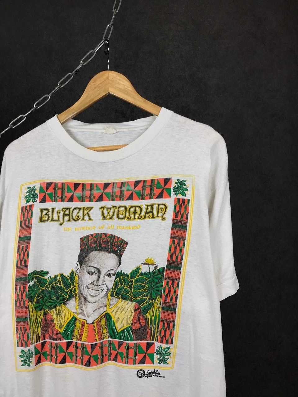 Vintage 1992 Black Woman the mother of all mankind art vintage tee Size US L / EU 52-54 / 3 - 2 Thumbnail