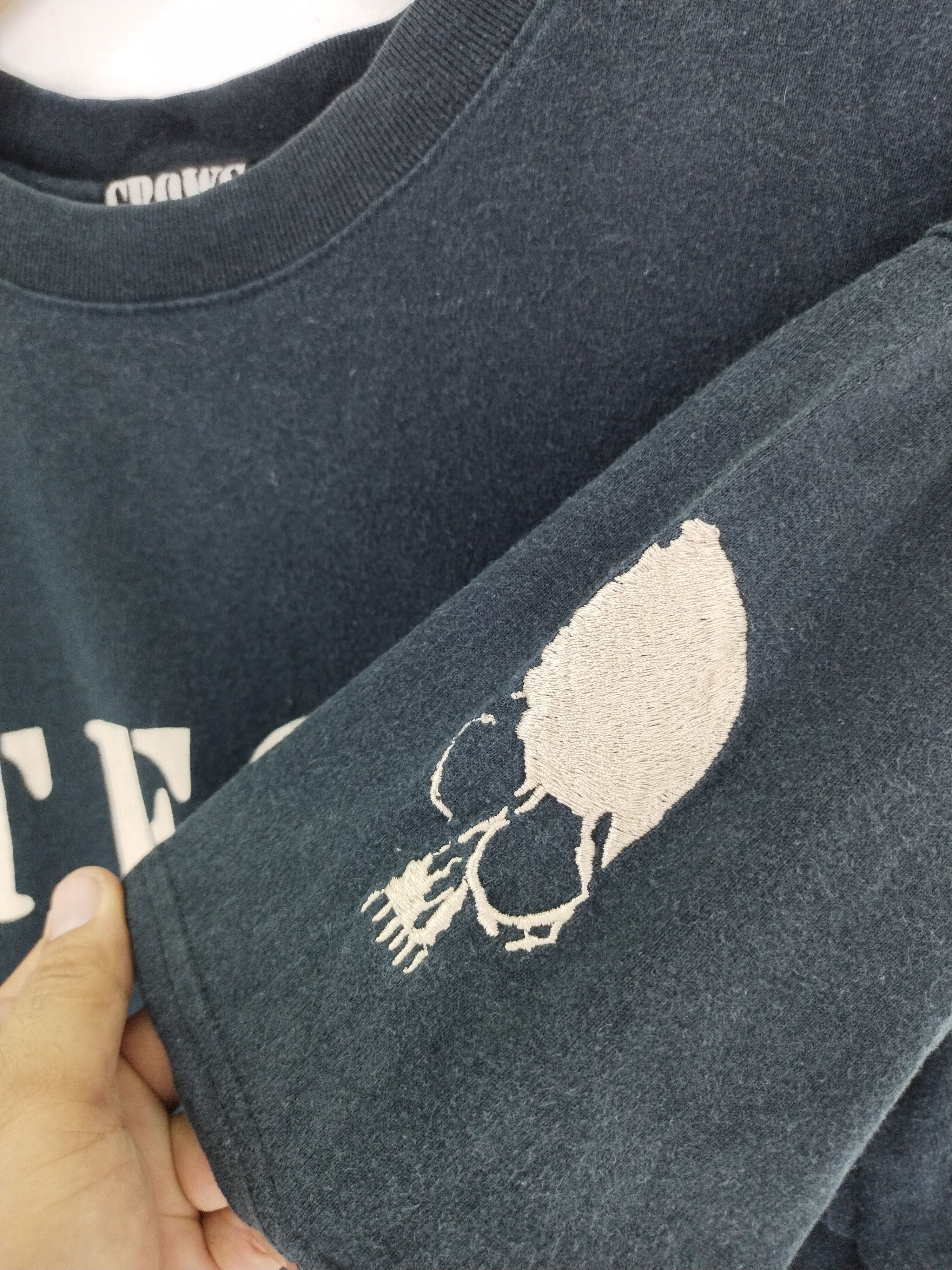 Japanese Brand CROWS THE FRONT OF ARMEMENT SHIRT TEE Size US M / EU 48-50 / 2 - 5 Thumbnail