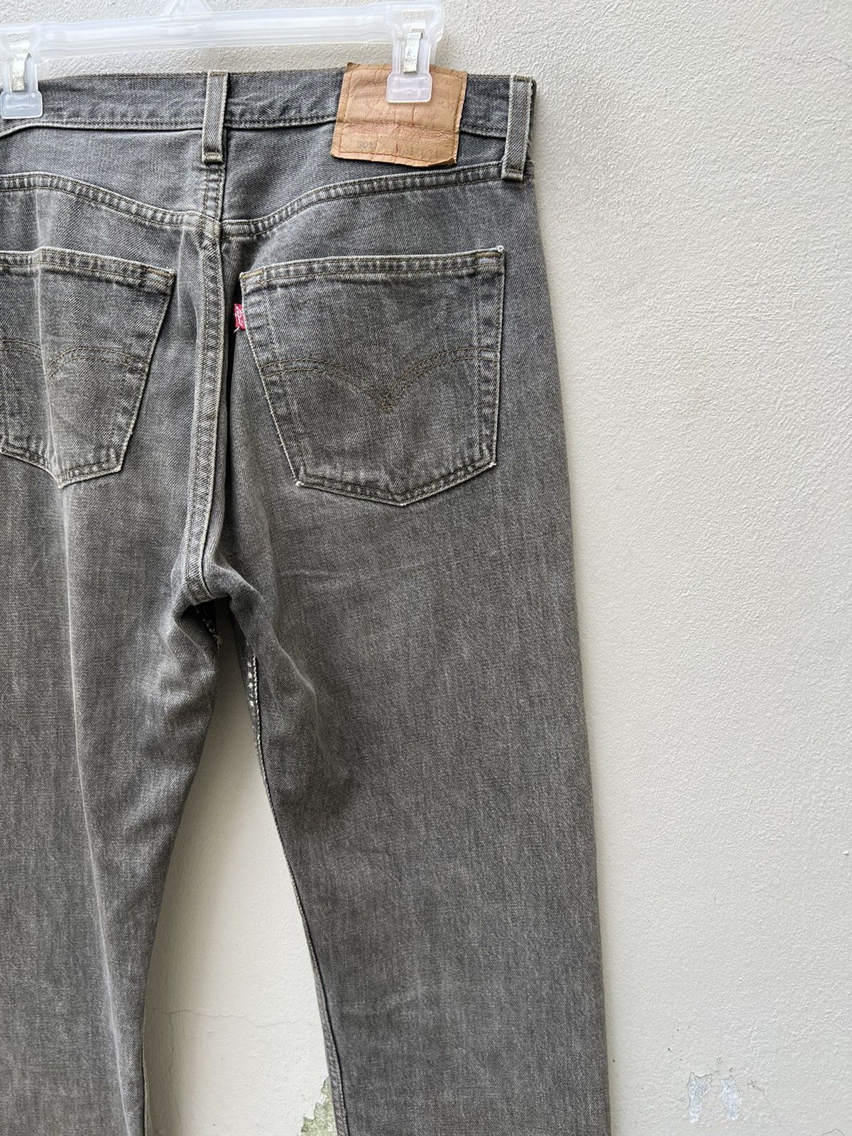 Levi's Vintage 2000 Levi’s 501 Fade Black Distressed Denim Jeans Size US 31 - 15 Thumbnail