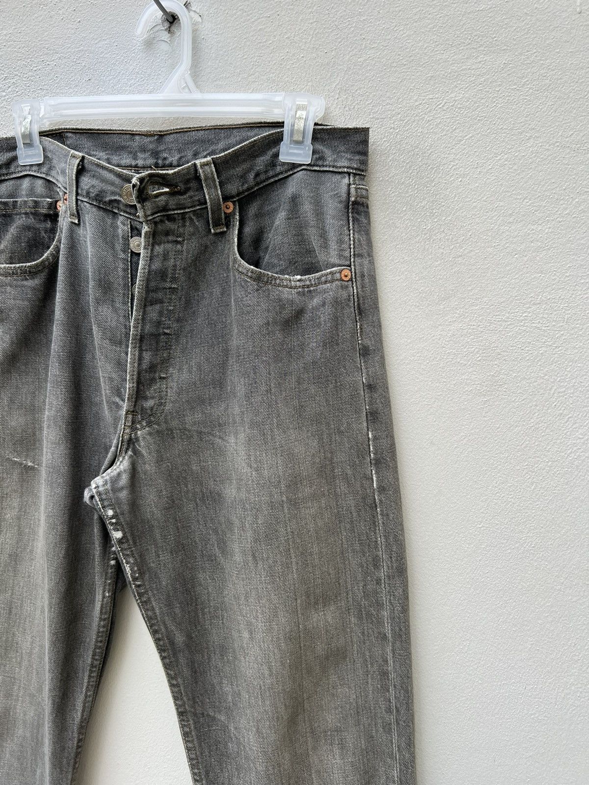 Levi's Vintage 2000 Levi’s 501 Fade Black Distressed Denim Jeans Size US 31 - 9 Thumbnail