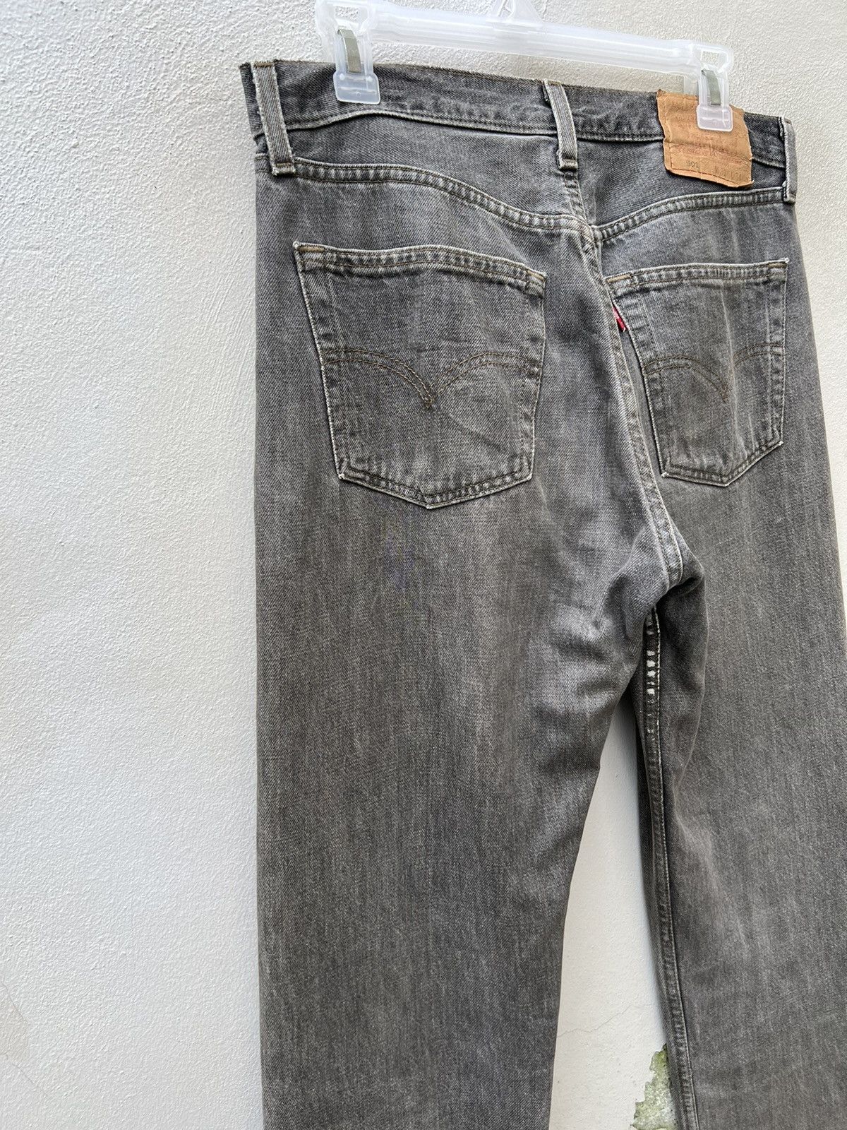 Levi's Vintage 2000 Levi’s 501 Fade Black Distressed Denim Jeans Size US 31 - 12 Thumbnail