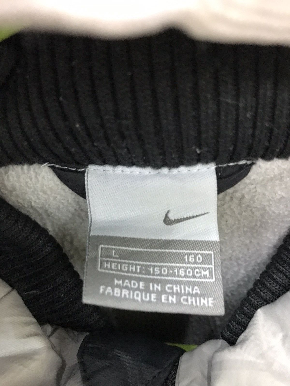 Nike Nike Light Hoodie Jacket Size US L / EU 52-54 / 3 - 12 Thumbnail