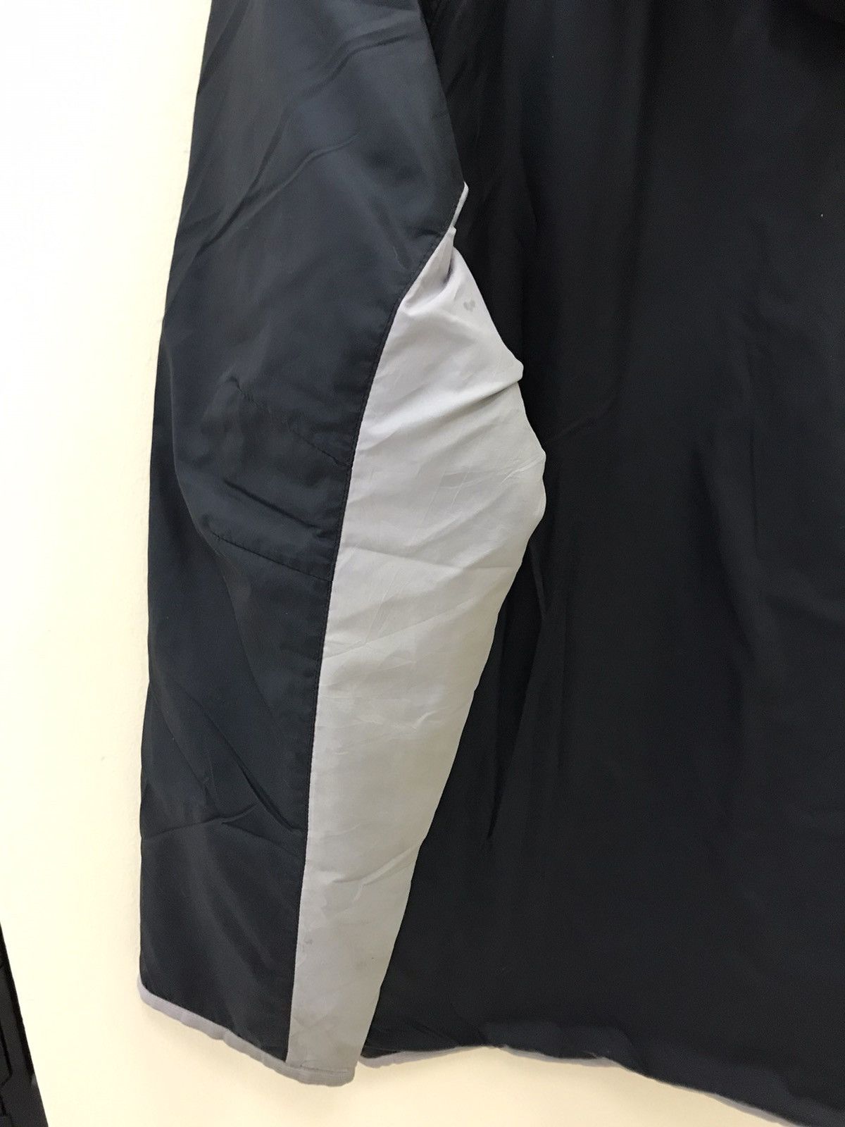 Nike Nike Light Hoodie Jacket Size US L / EU 52-54 / 3 - 9 Thumbnail