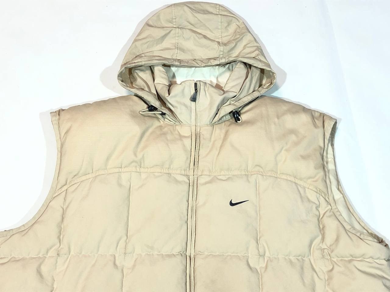 Nike × Vintage Vintage Nike Puffer Vest Beige Size US XL / EU 56 / 4 - 2 Thumbnail