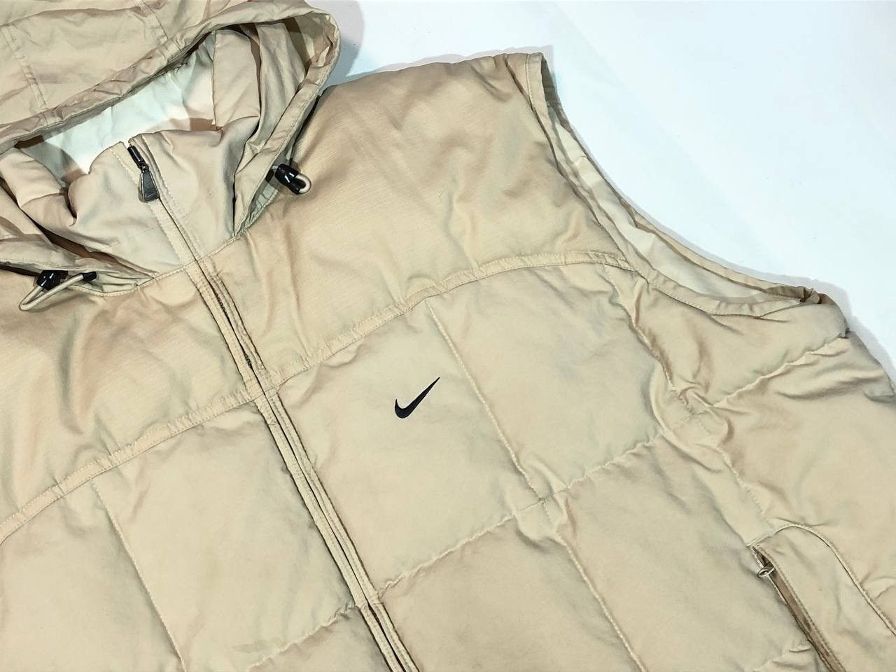 Nike × Vintage Vintage Nike Puffer Vest Beige Size US XL / EU 56 / 4 - 3 Thumbnail