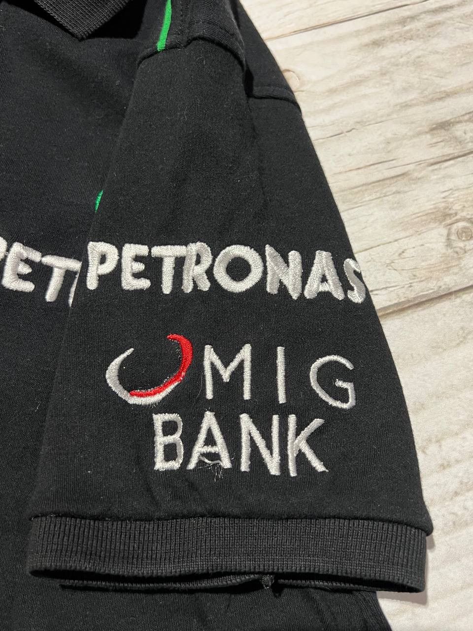 Mercedes-Benz Vintage Mercedes-Benz Petronas Polo Shirt 90s Racing F1 Size US S / EU 44-46 / 1 - 8 Thumbnail