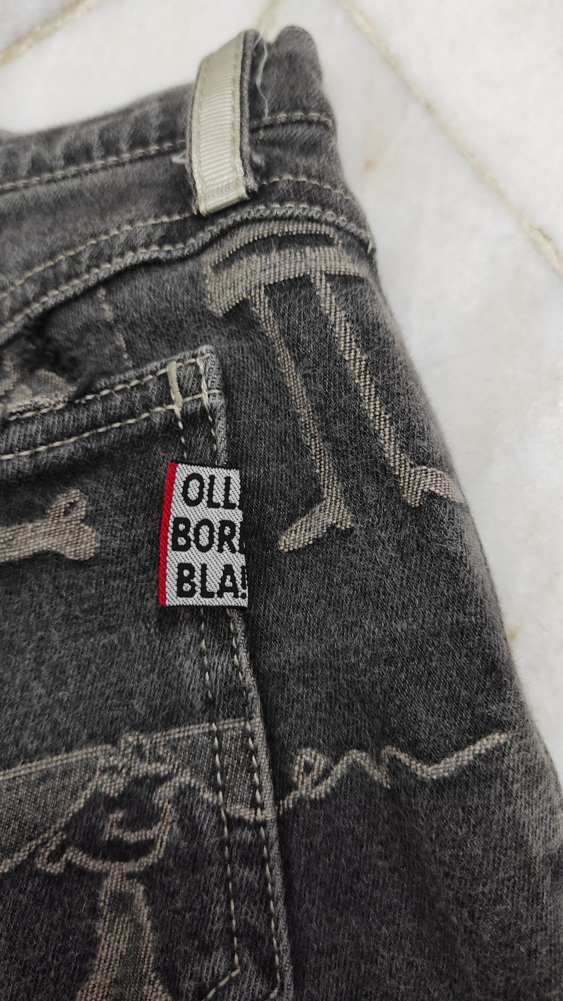 Japanese Brand OLLEBOREBLA Embossed embroidered stretch denim pants Size 27" / US 4 / IT 40 - 7 Thumbnail