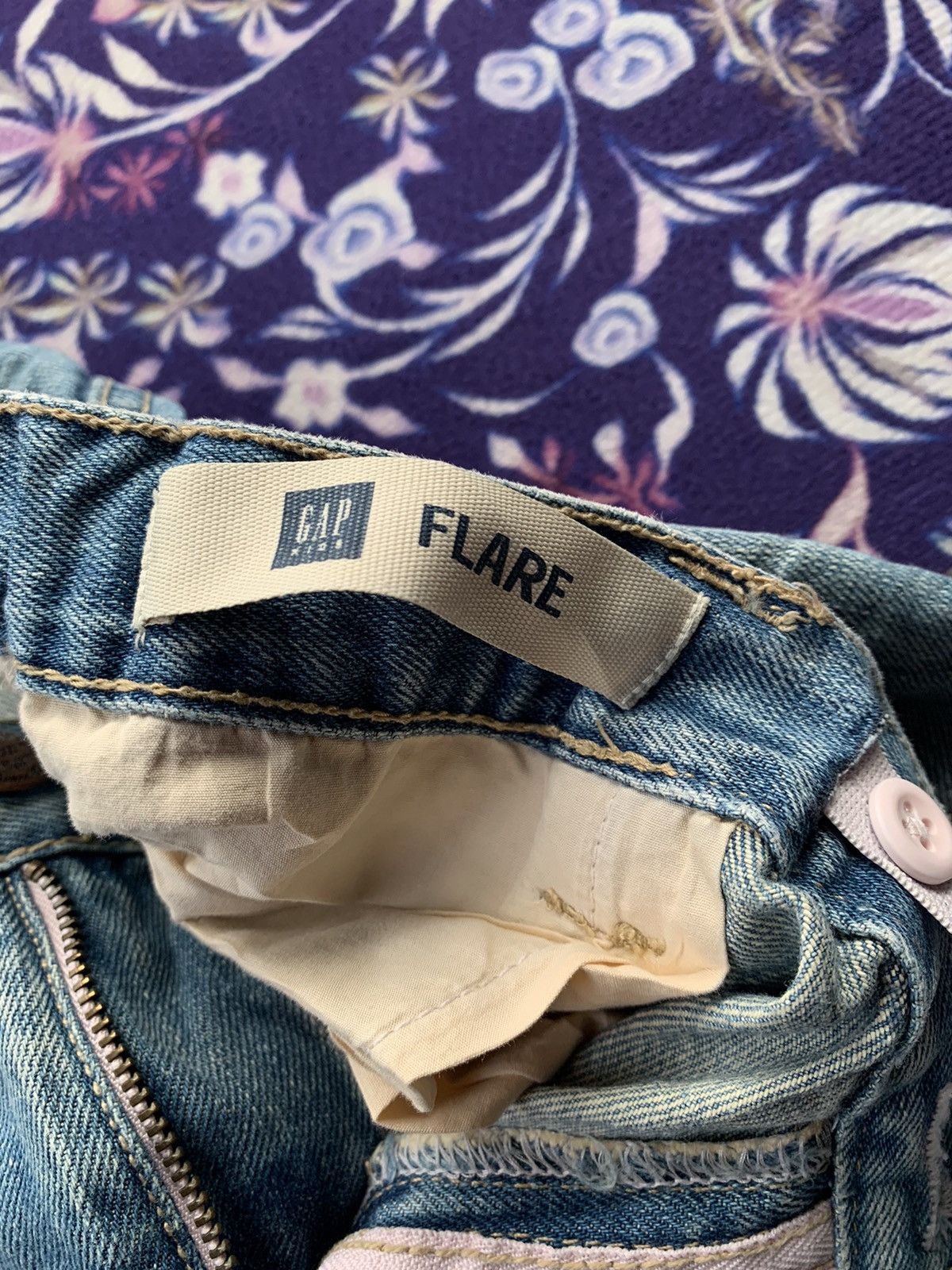 Gap Vintage Flare GAP Distressed Jeans Size 30" / US 8 / IT 44 - 6 Thumbnail
