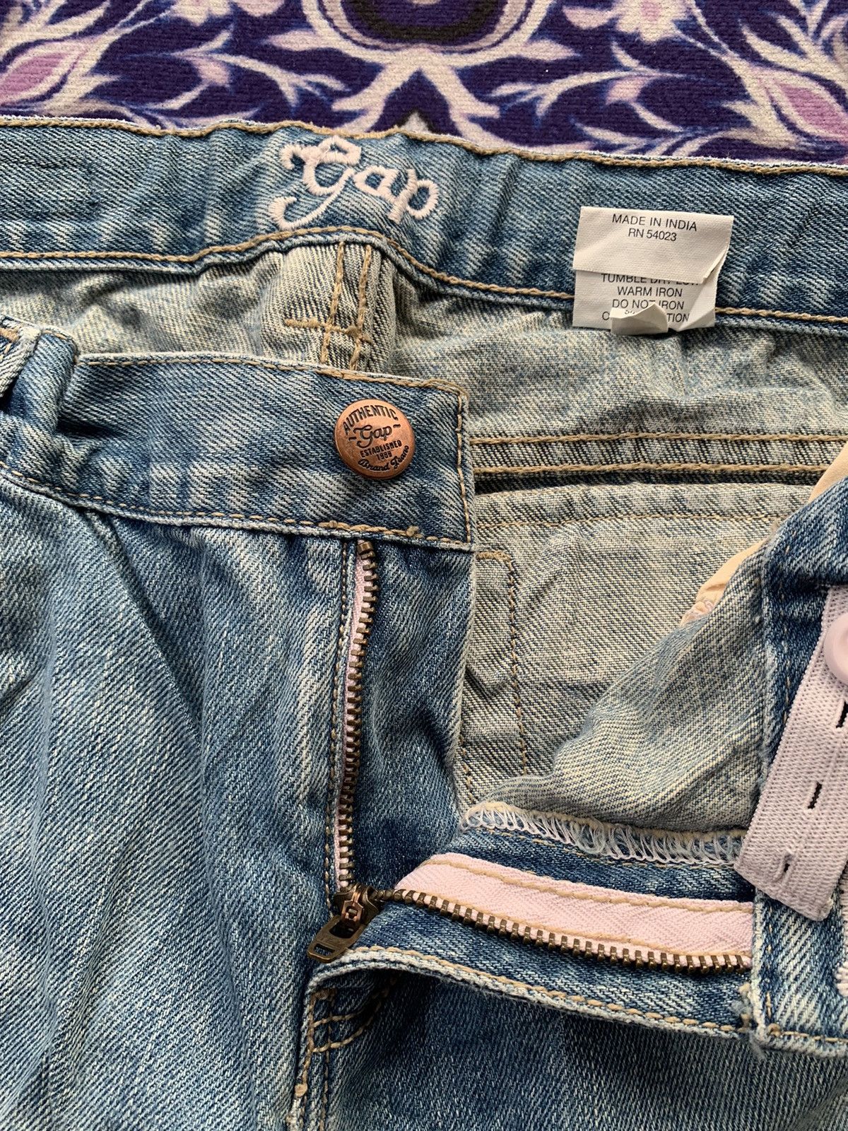 Gap Vintage Flare GAP Distressed Jeans Size 30" / US 8 / IT 44 - 4 Thumbnail