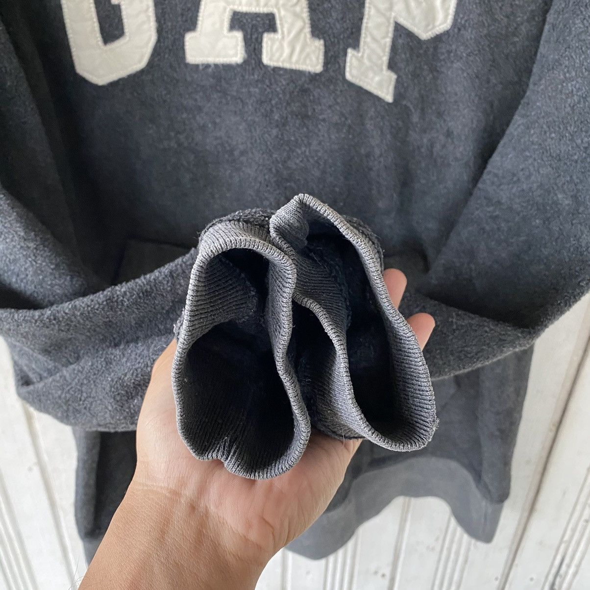 Gap × Vintage Vintage Distressed Gap Big logo Hoodie Size US M / EU 48-50 / 2 - 5 Thumbnail