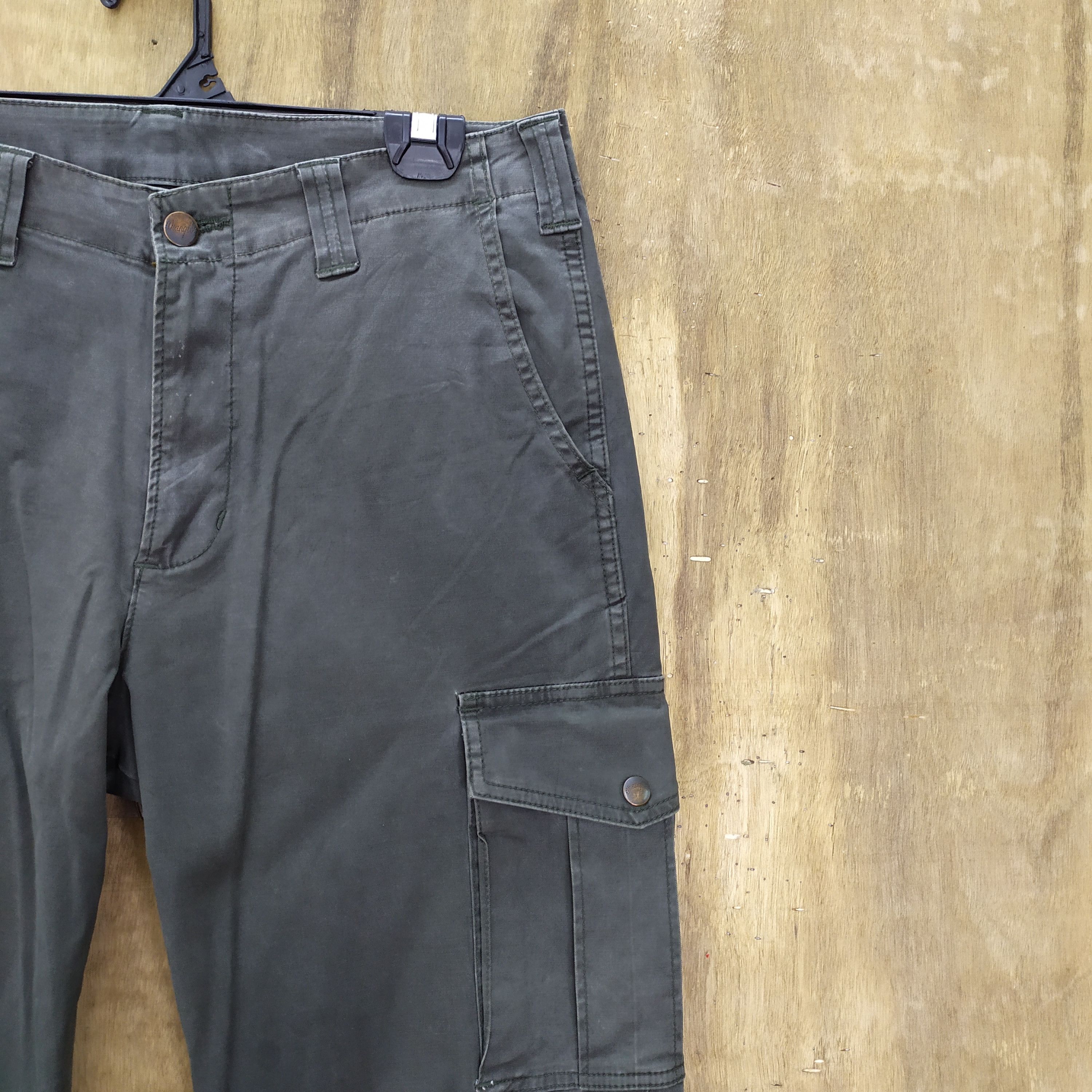 Japanese Brand × Wrangler Wrangler Faded Cargo Pants Size US 32 / EU 48 - 5 Thumbnail