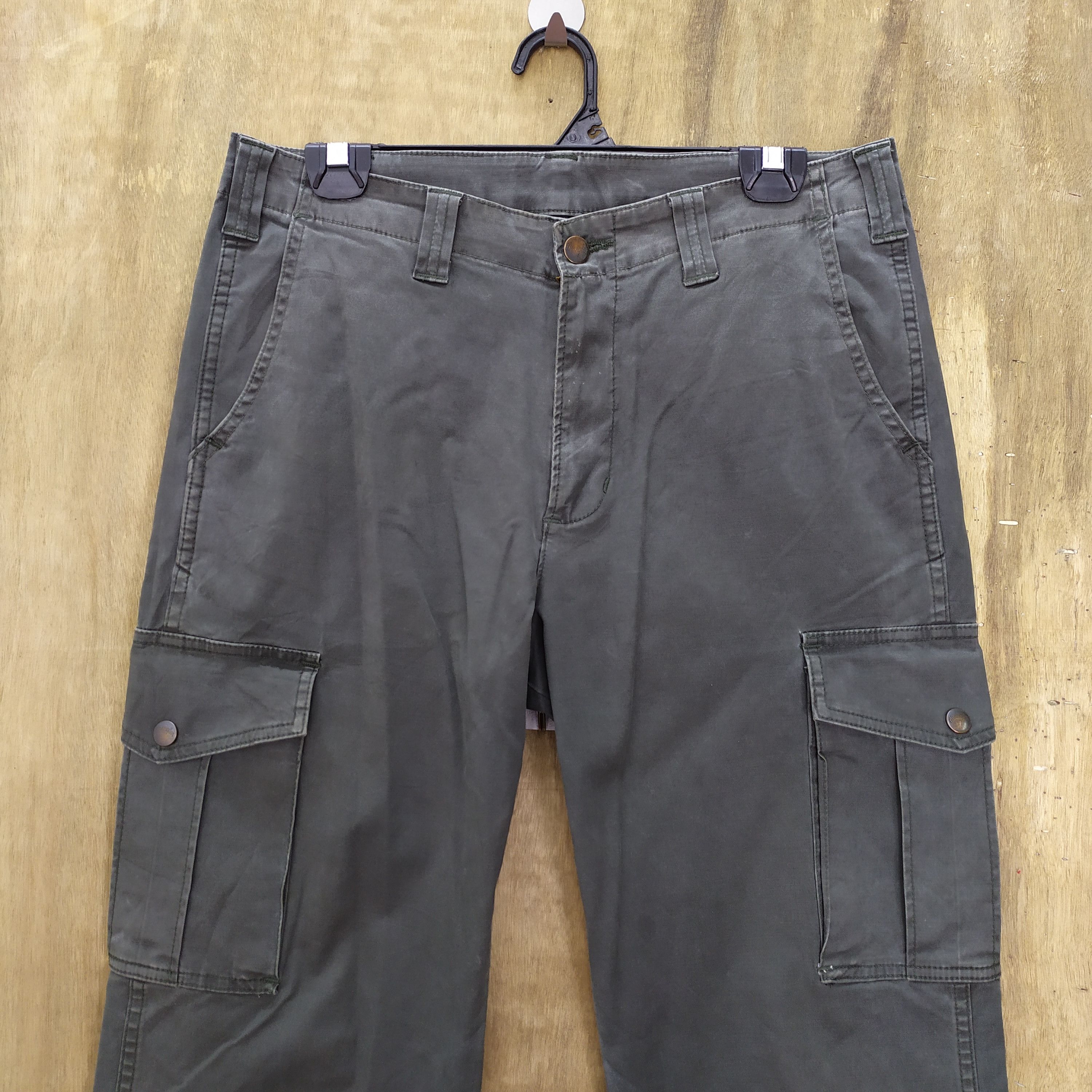 Japanese Brand × Wrangler Wrangler Faded Cargo Pants Size US 32 / EU 48 - 2 Thumbnail