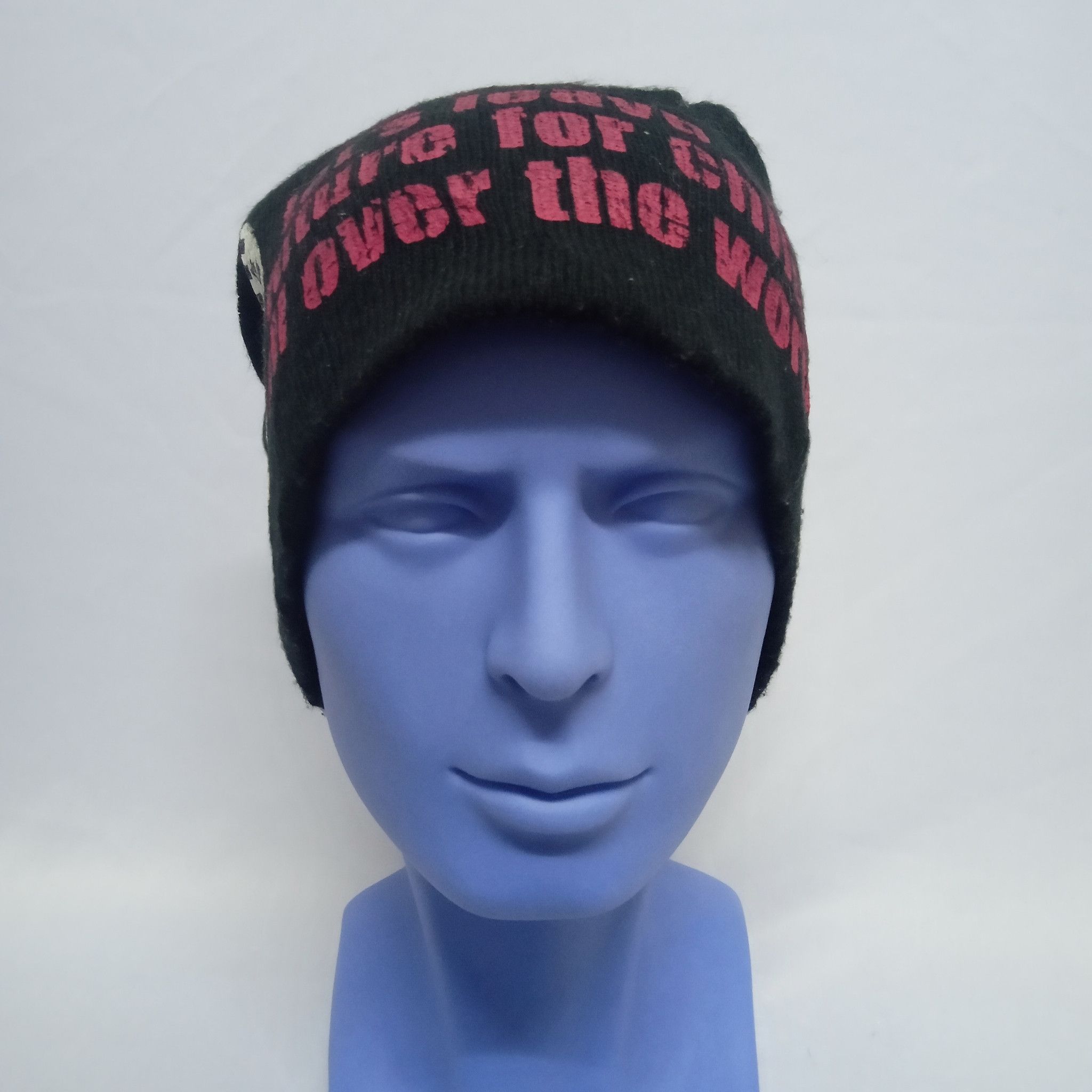 Japanese Brand 💥BEST OFFER💥 LOVE & PEACH BEANIE/STREETWEAR/WINTER Size ONE SIZE - 2 Thumbnail