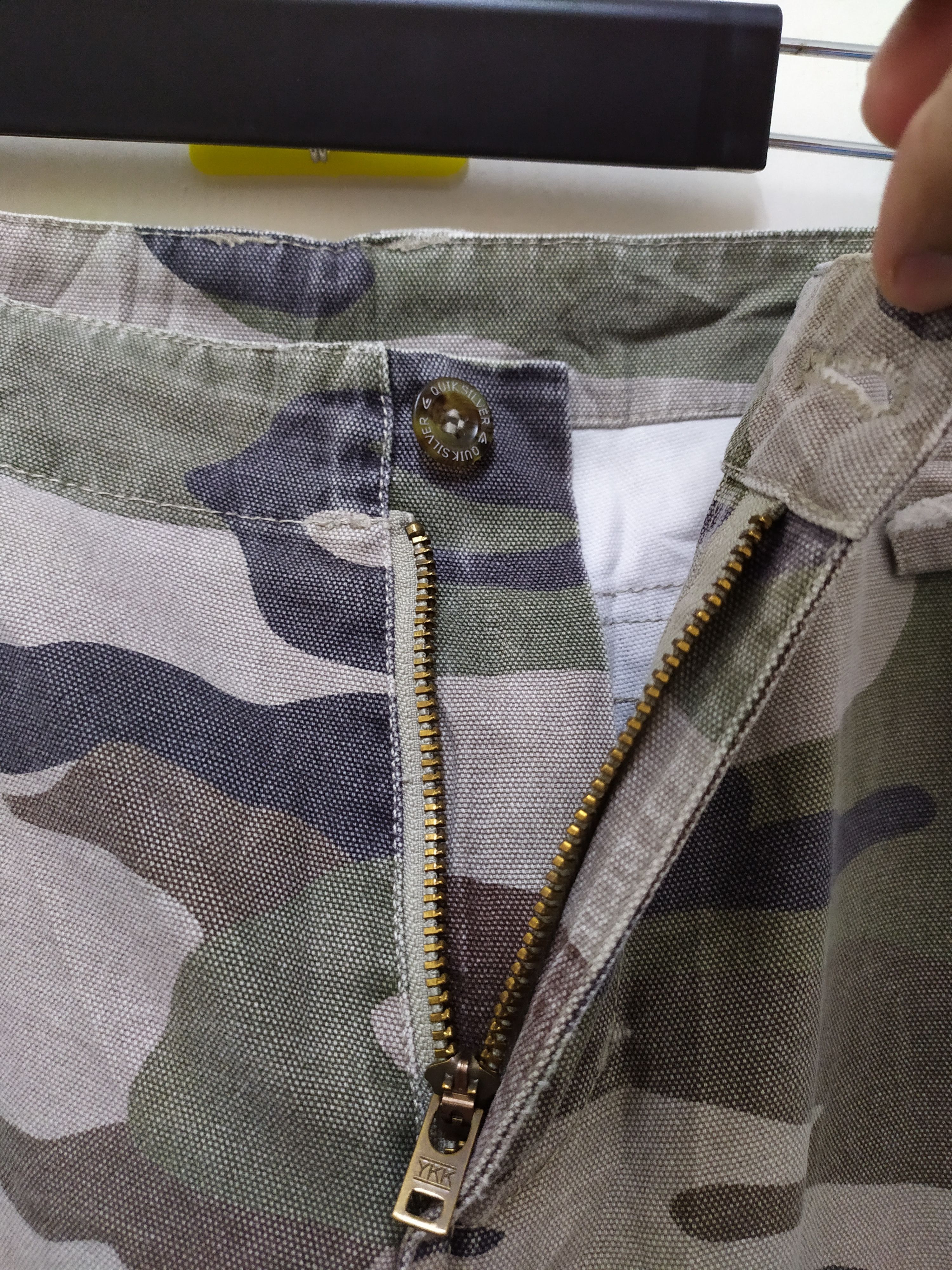 Japanese Brand × Quicksilver Quiksilver Camo Cargo Pants Multipocket Utility Pants Size US 34 / EU 50 - 15 Thumbnail