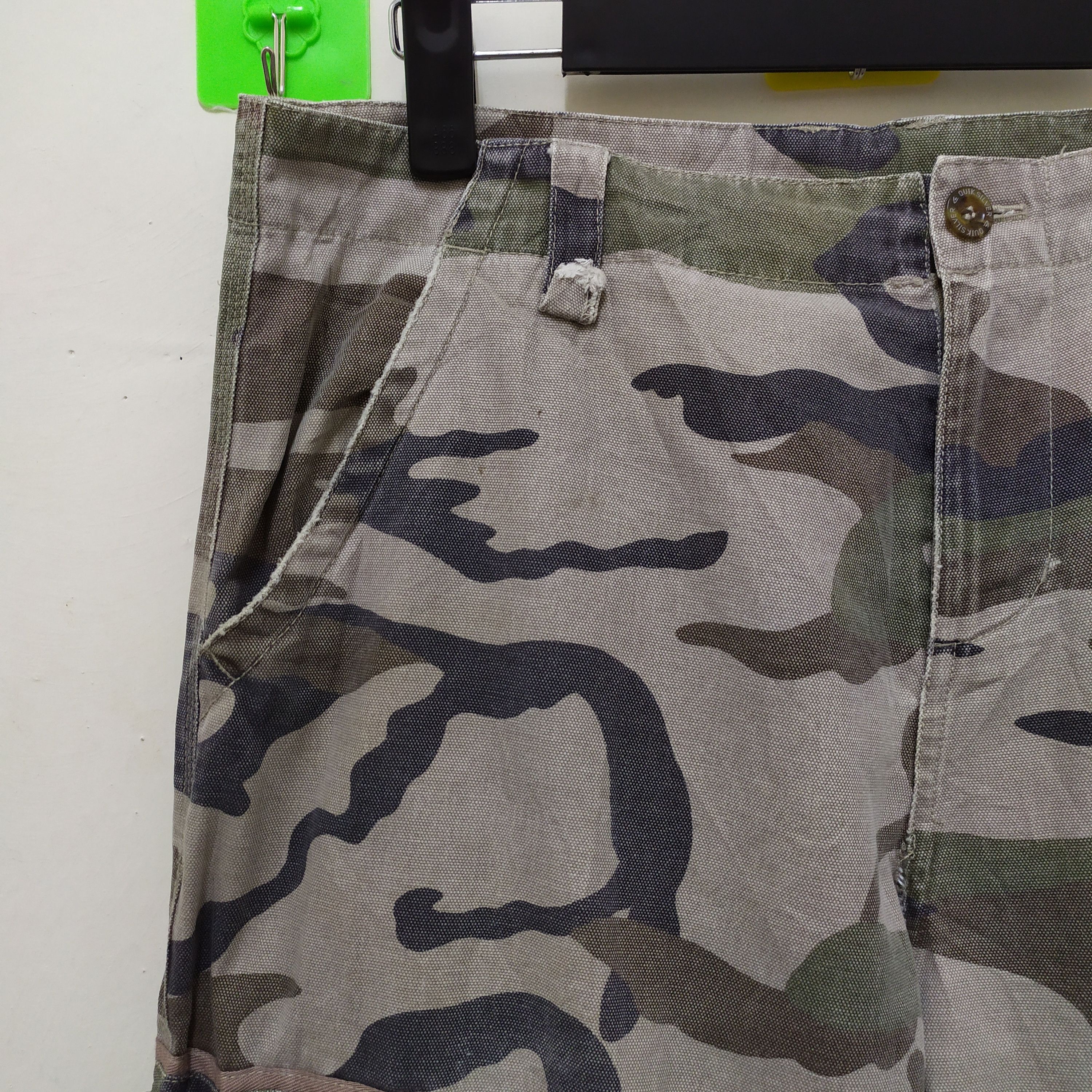 Japanese Brand × Quicksilver Quiksilver Camo Cargo Pants Multipocket Utility Pants Size US 34 / EU 50 - 9 Thumbnail