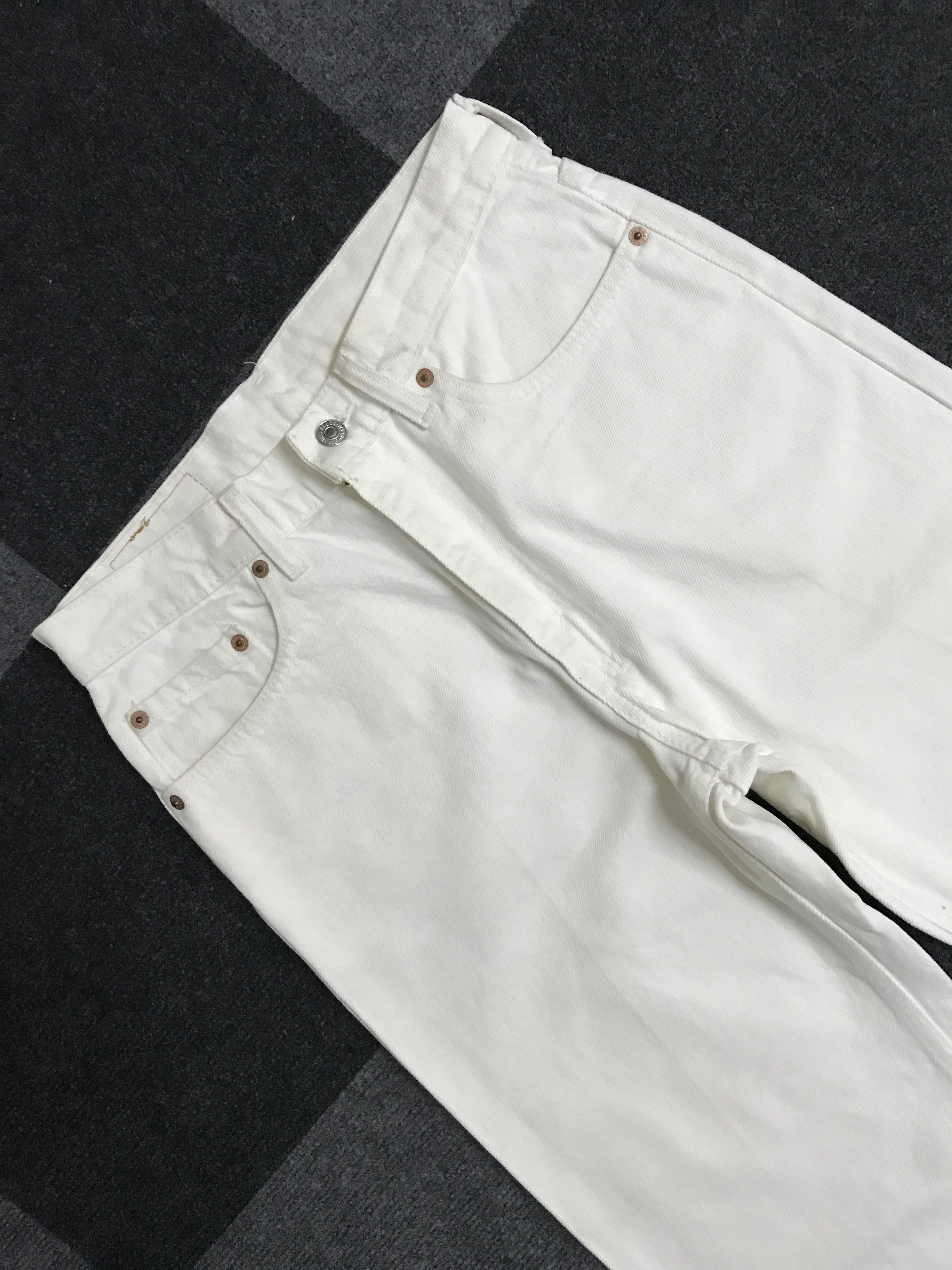 Levi's VLEV103 - Vintage Levis 501 White Jeans Size 29" - 2 Thumbnail