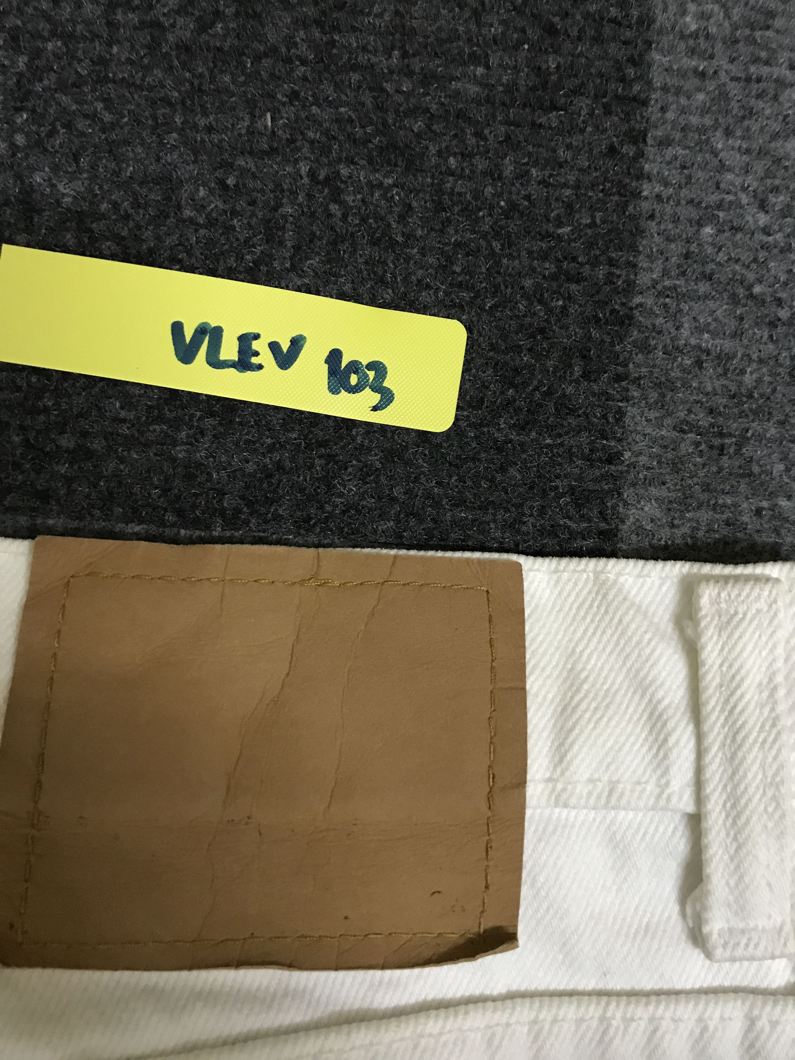 Levi's VLEV103 - Vintage Levis 501 White Jeans Size 29" - 15 Thumbnail
