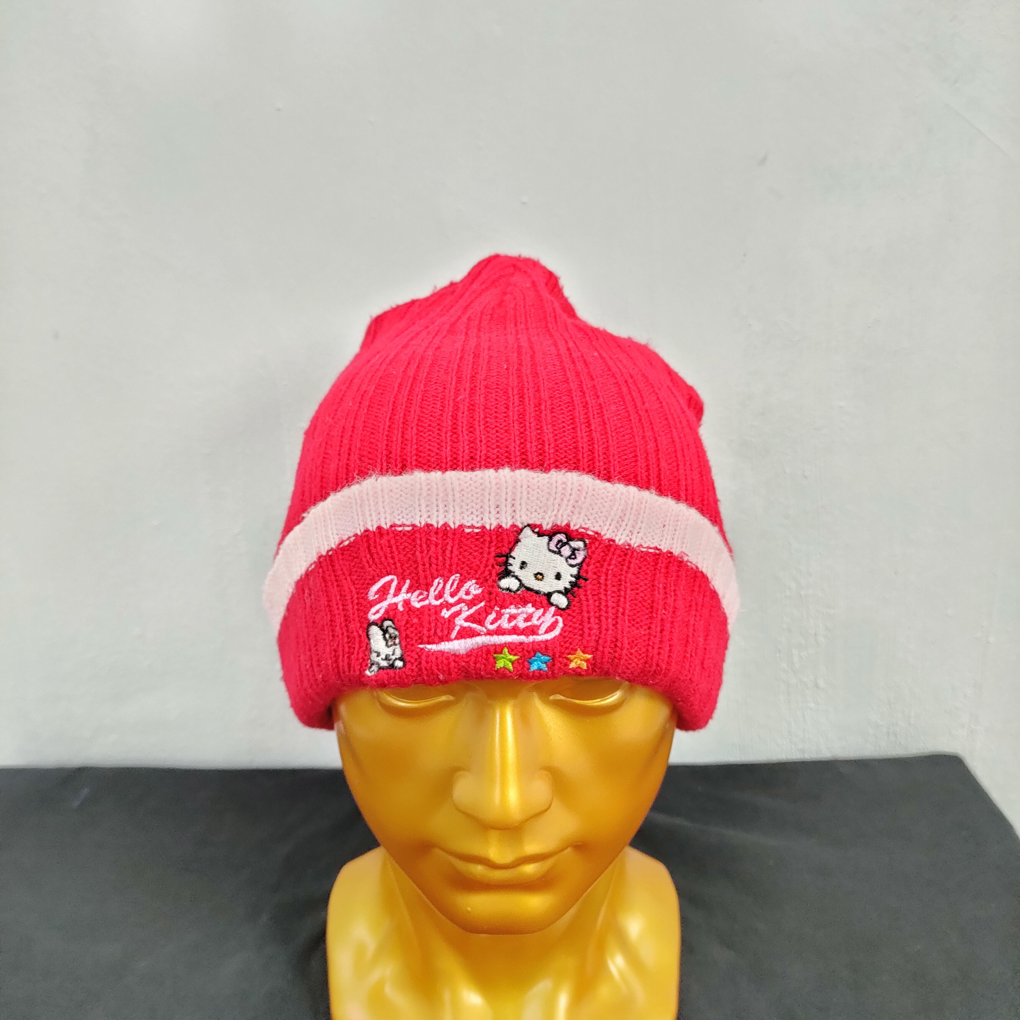 SAYHELLO 💥 BESTOFFER 💥 HELLO KITTY RED BEANIE HAT Size ONE SIZE - 1 Thumbnail